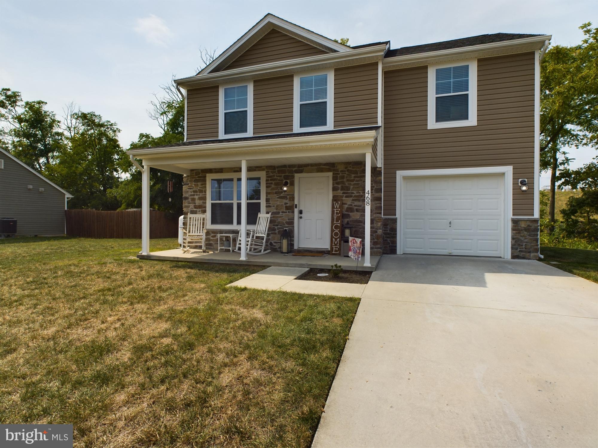 CRESTFIELD - Residential