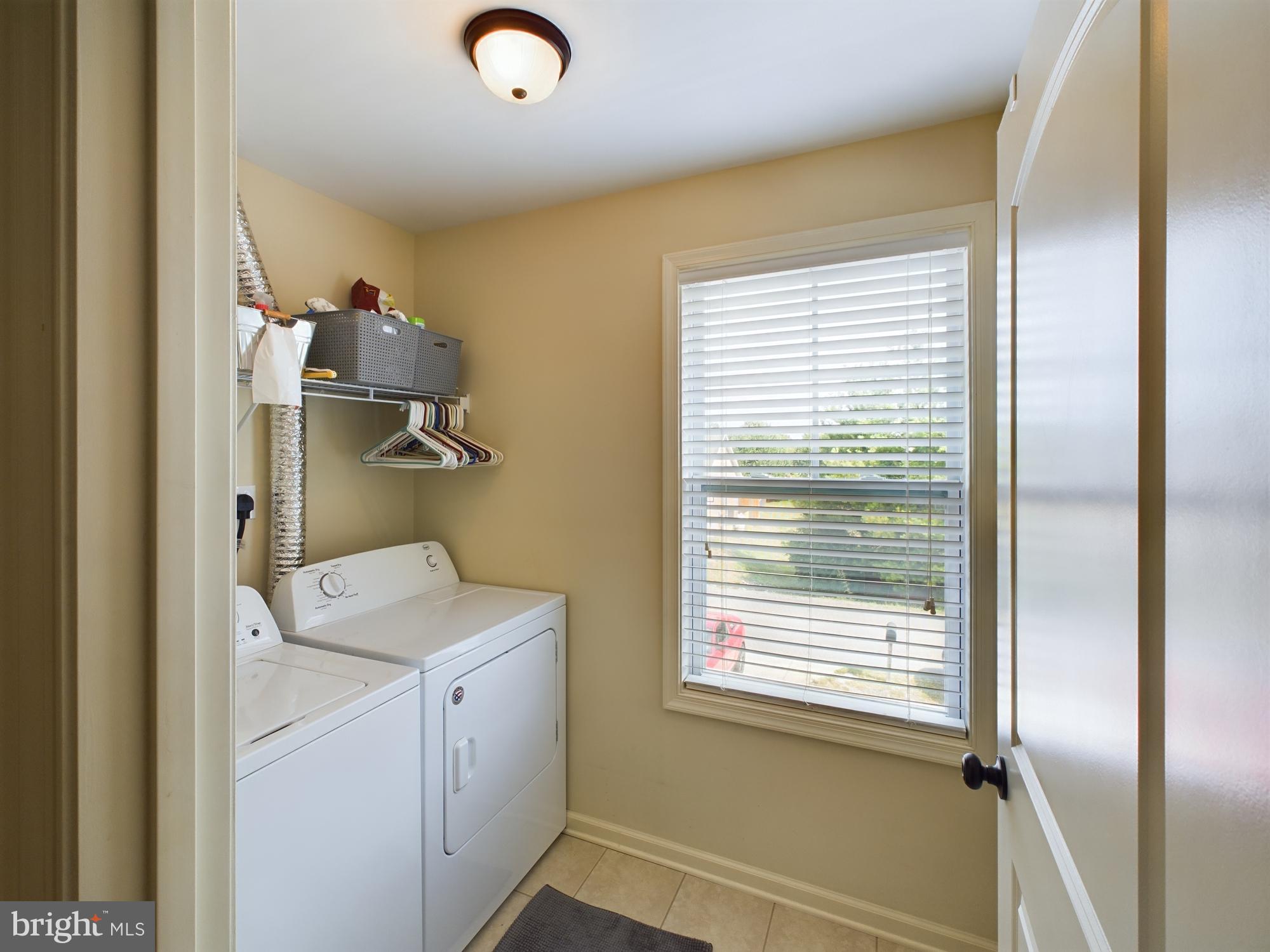 CRESTFIELD - Residential