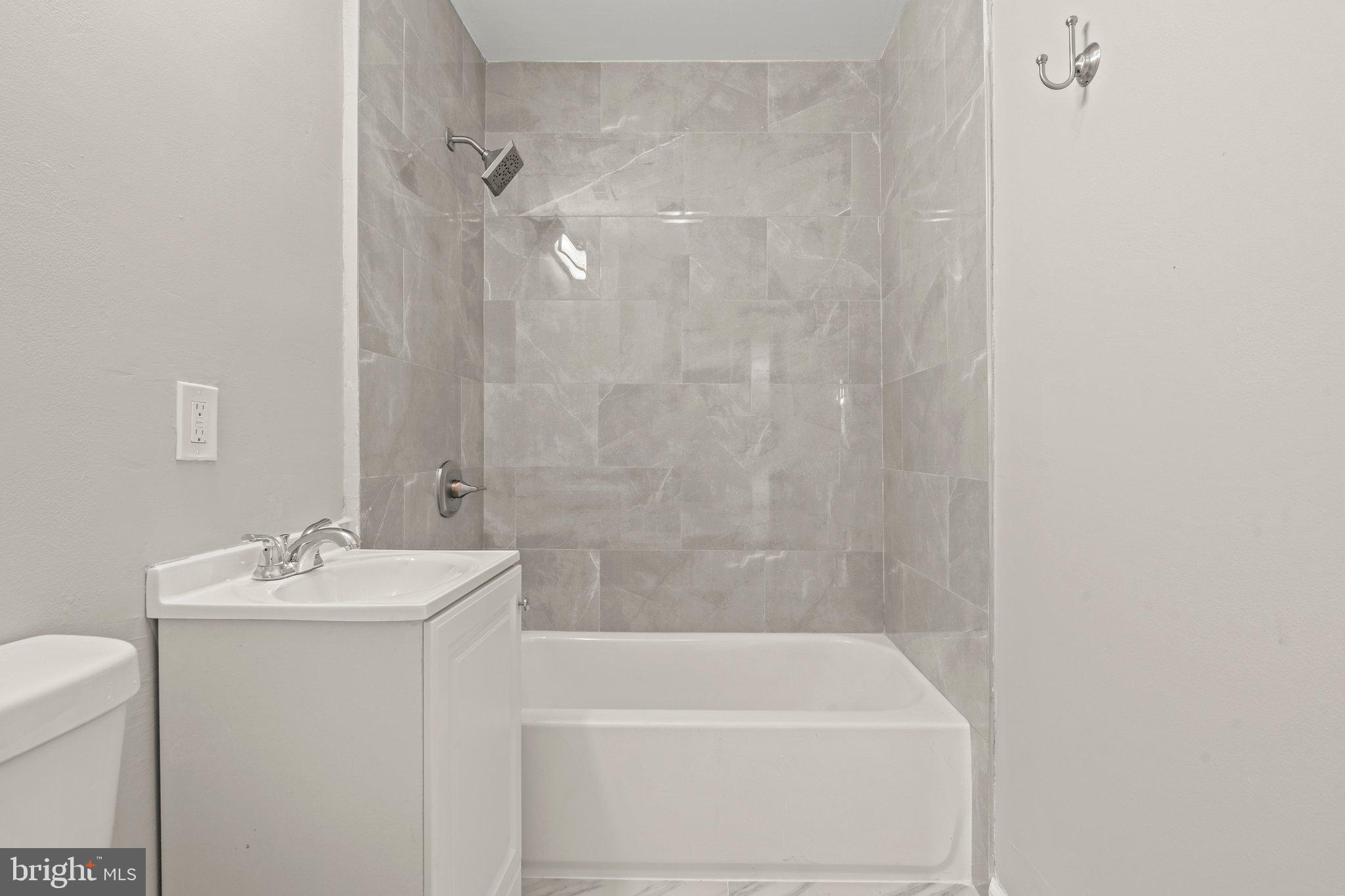 WEST PHILADELPHIA - Residential Lease