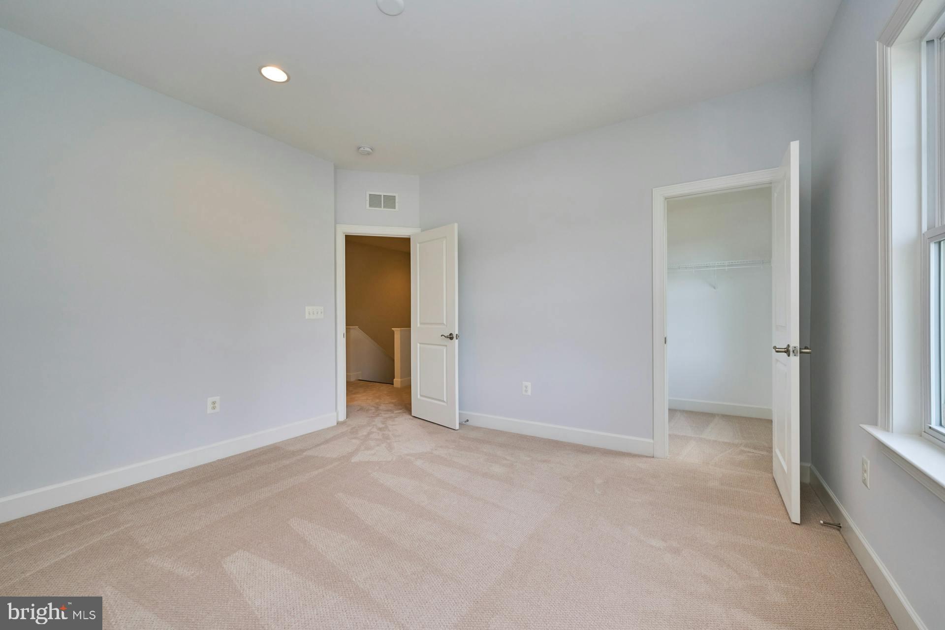 MILBURN TERRACE - Residential