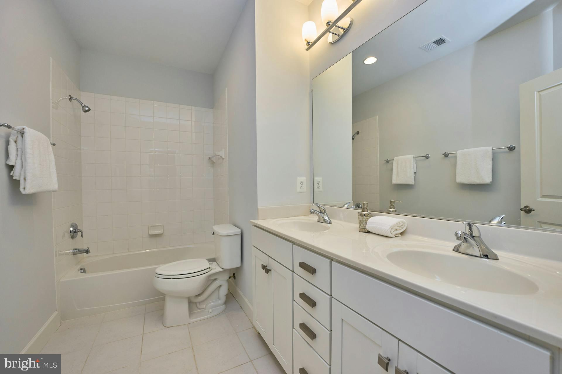 MILBURN TERRACE - Residential