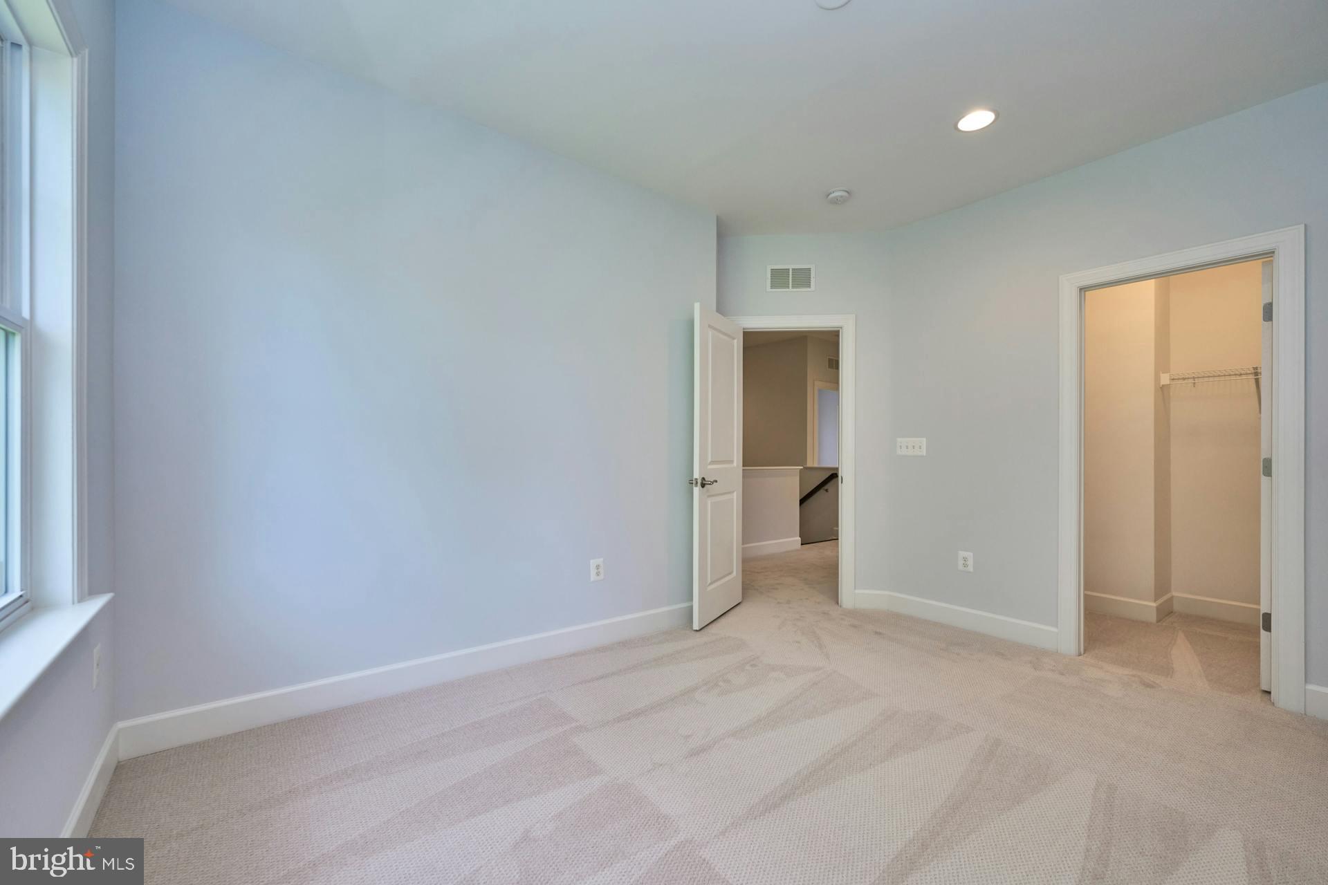 MILBURN TERRACE - Residential