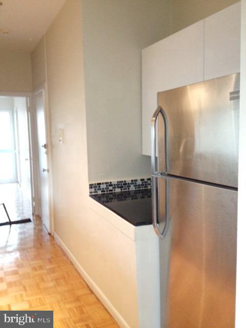 QUEEN VILLAGE - Residential Lease