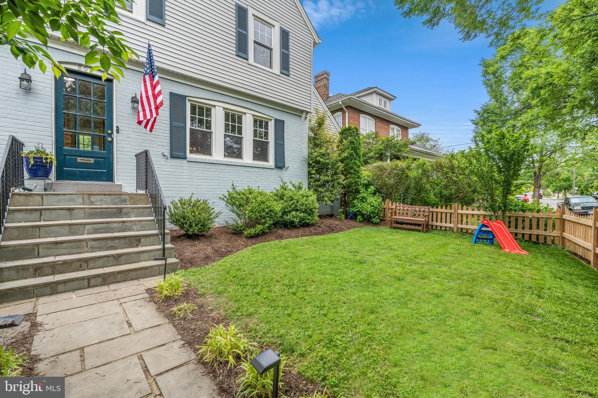 ROSEMONT - Residential