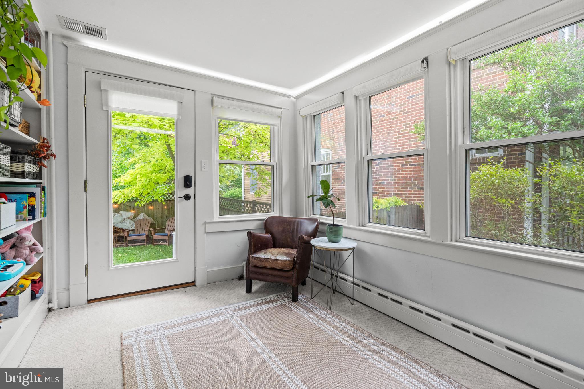 ROSEMONT - Residential