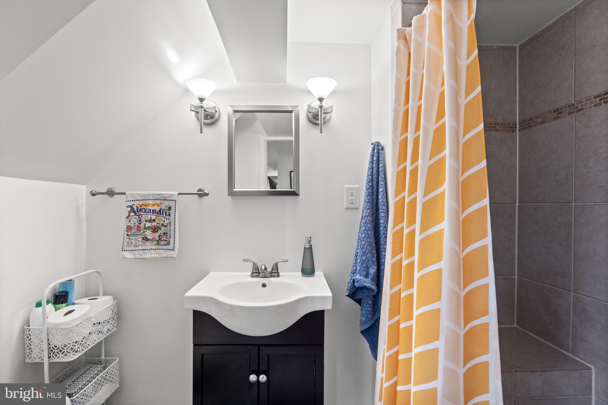 ROSEMONT - Residential