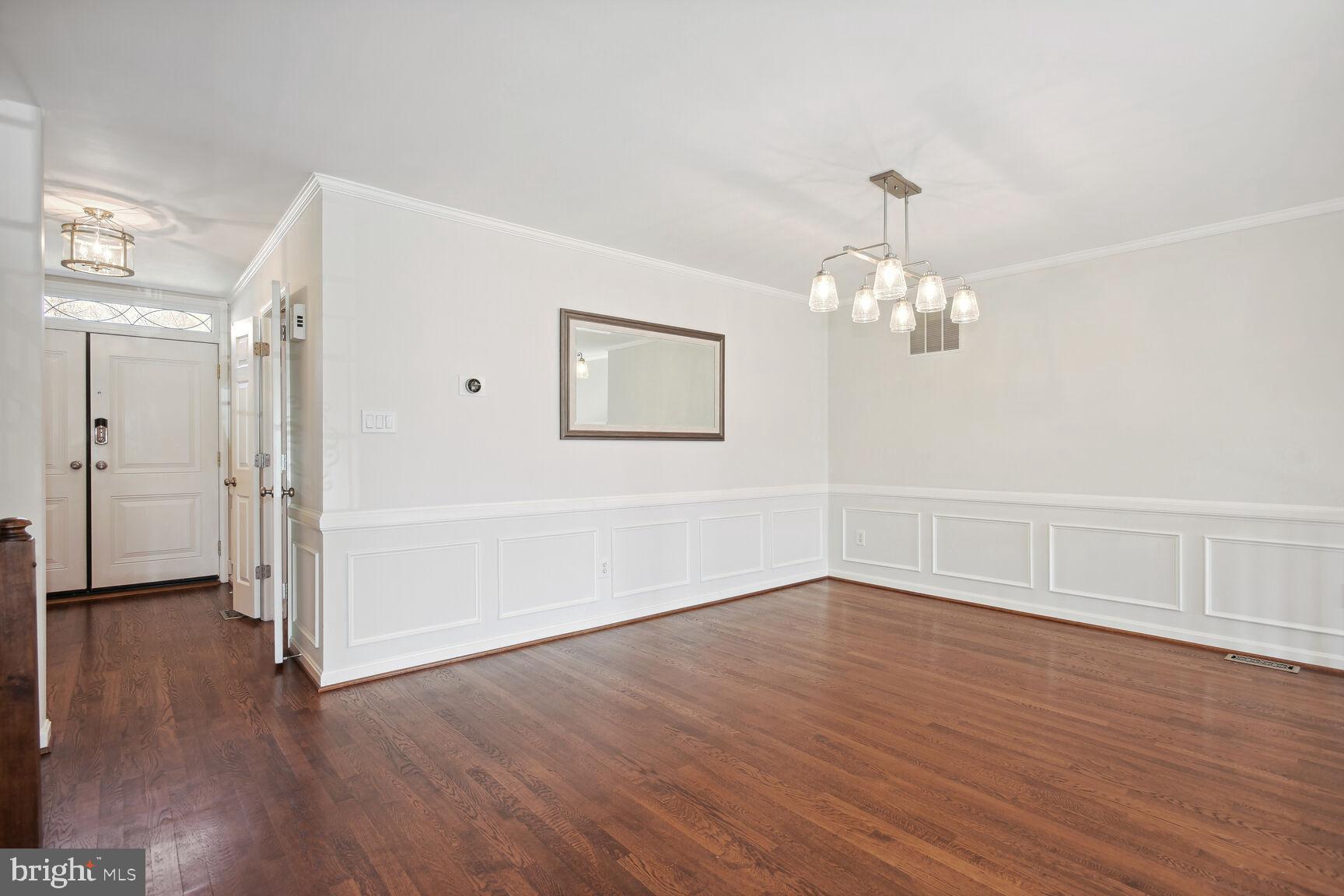 COUNCIL SQUARE - Residential Lease