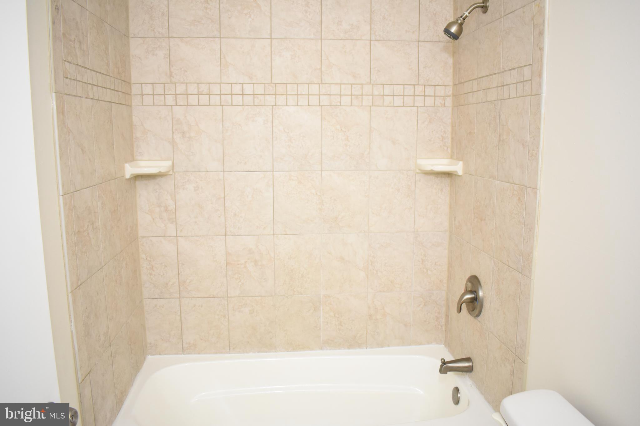 WAYSIDE VILLAGE - Residential Lease