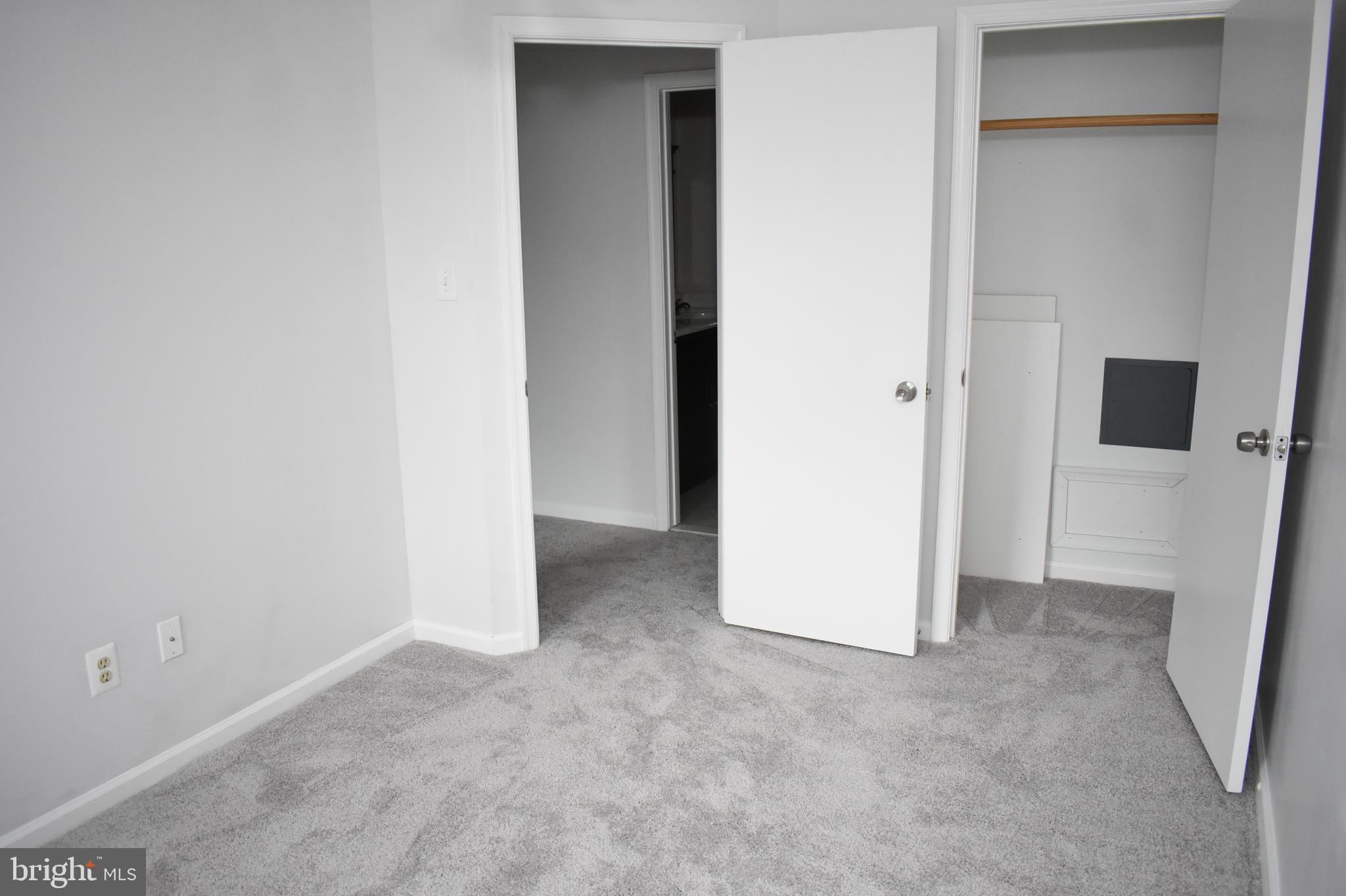 WAYSIDE VILLAGE - Residential Lease