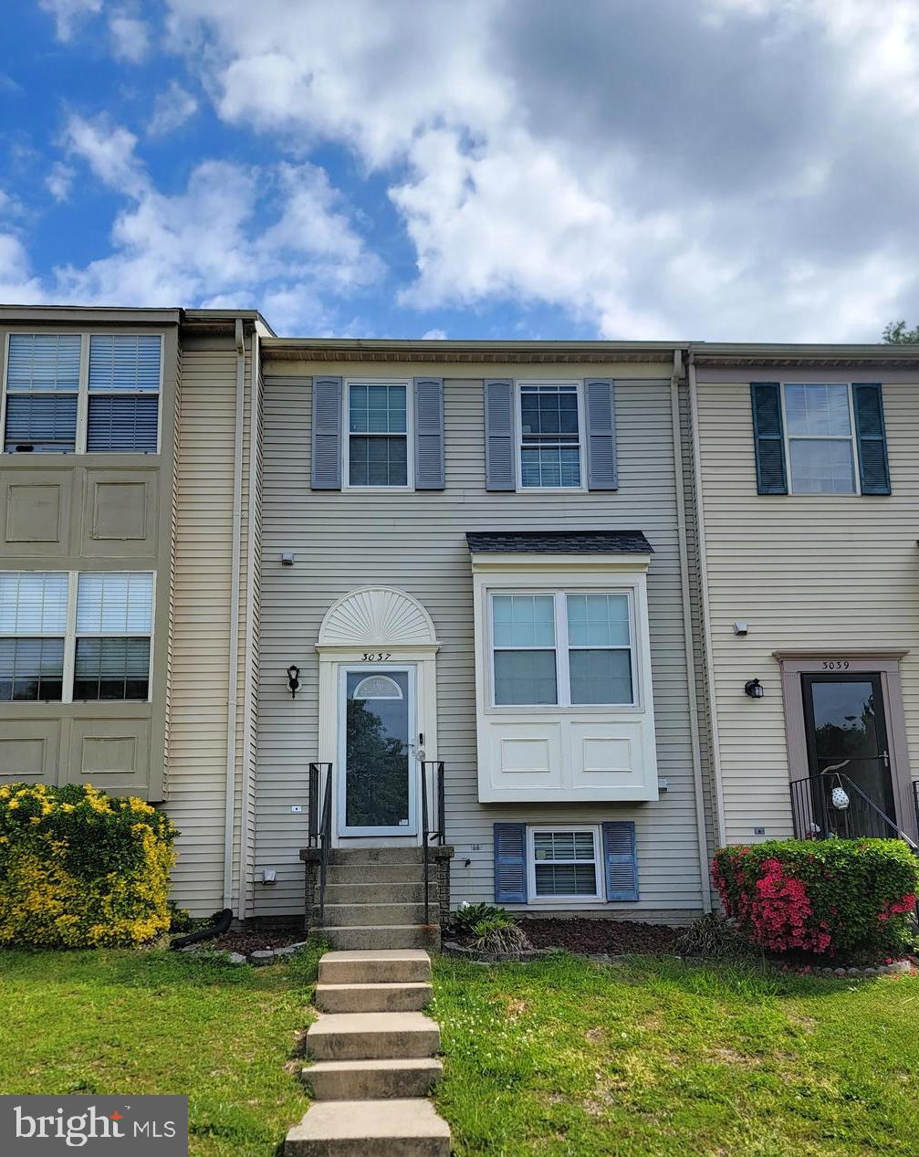 WAYSIDE VILLAGE - Residential Lease