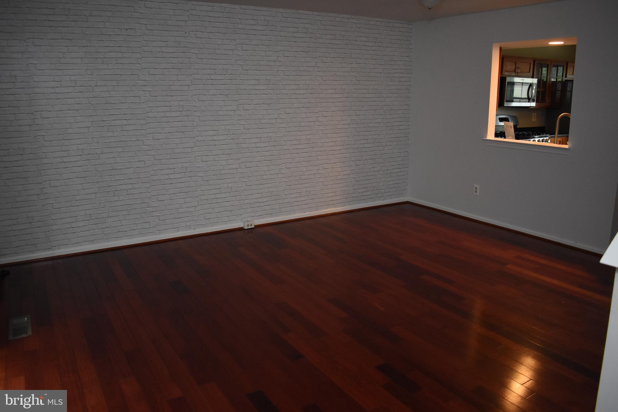 WAYSIDE VILLAGE - Residential Lease