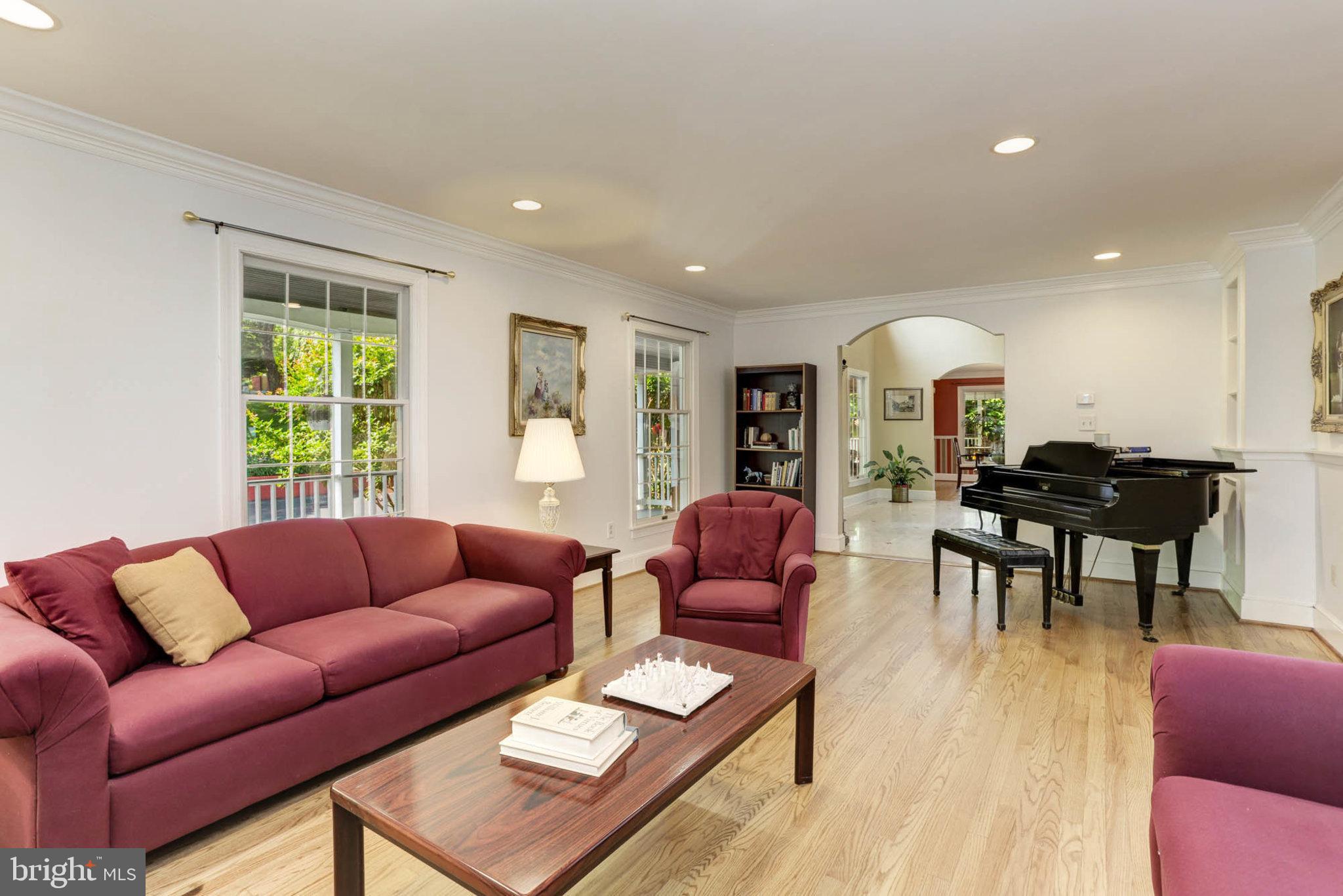 THE DOWNS - Residential