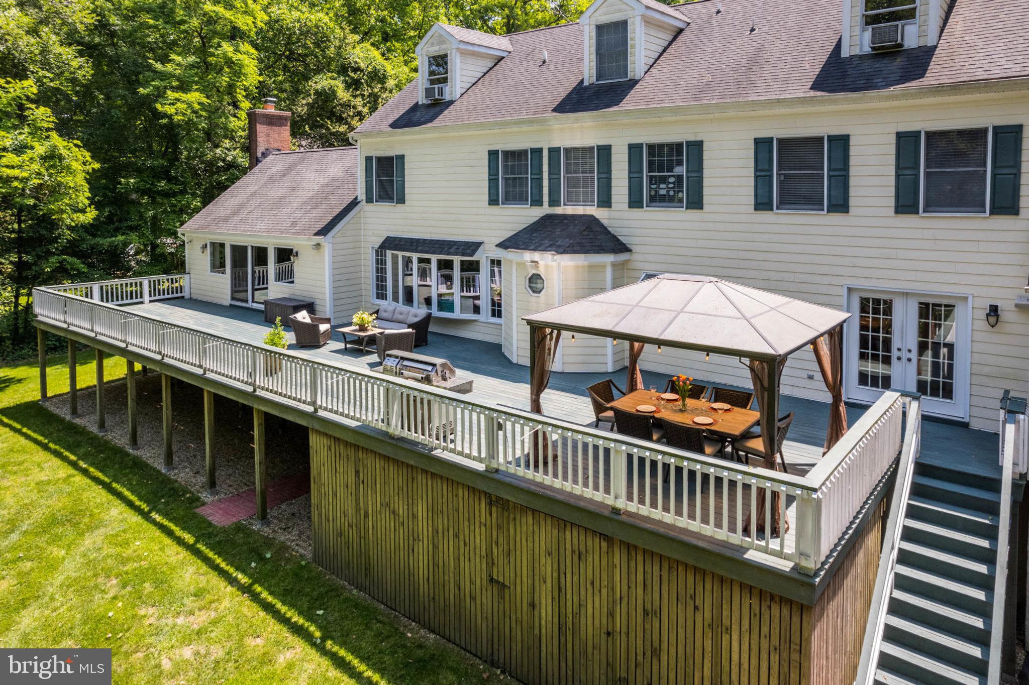 THE DOWNS - Residential