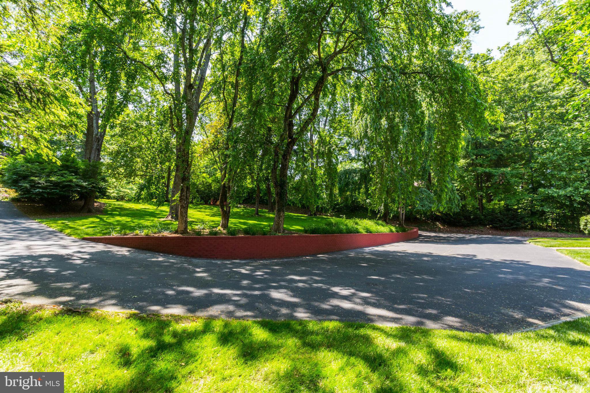 THE DOWNS - Residential