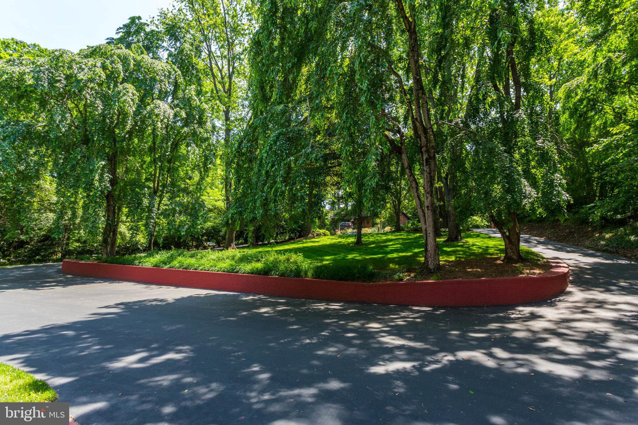 THE DOWNS - Residential