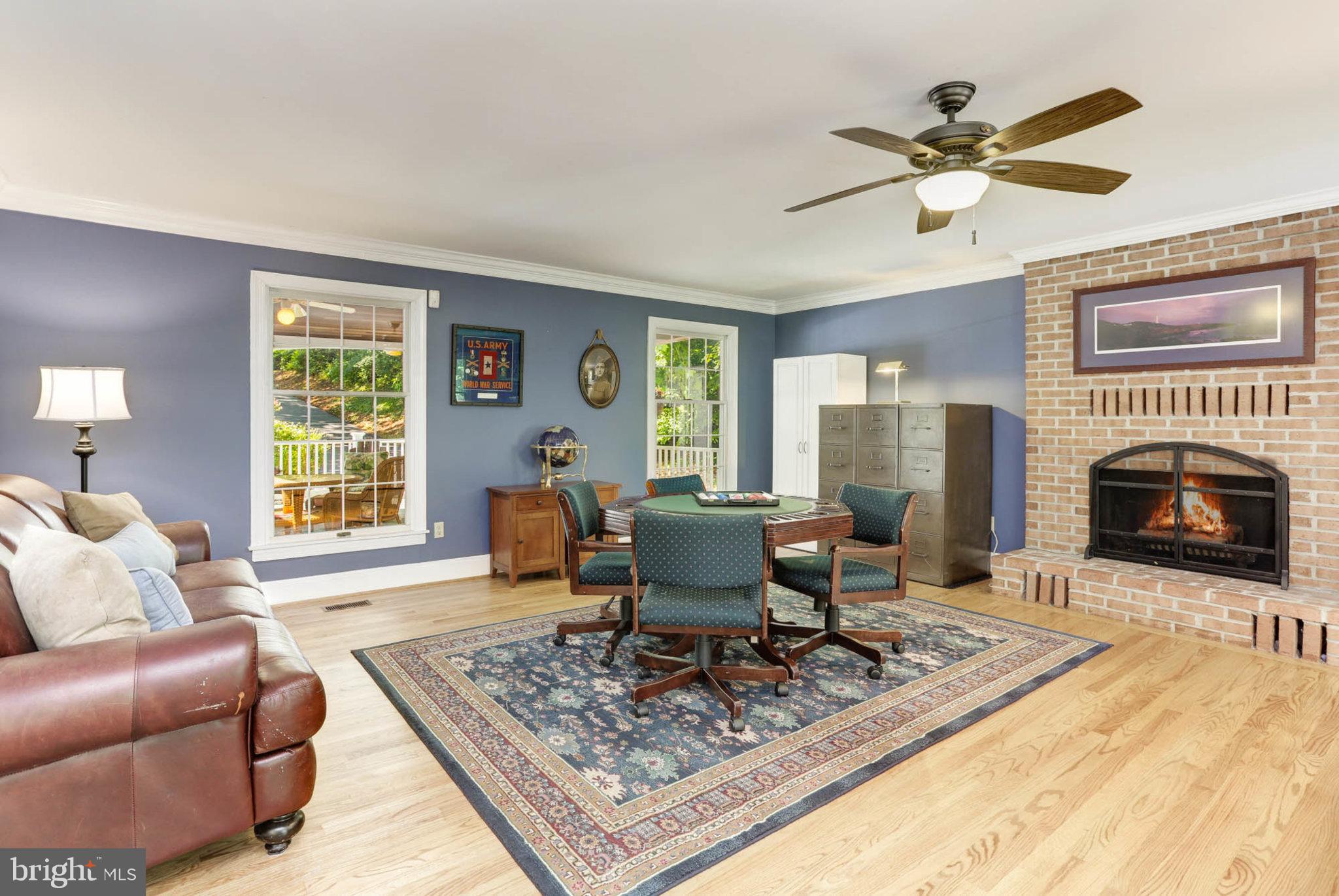 THE DOWNS - Residential