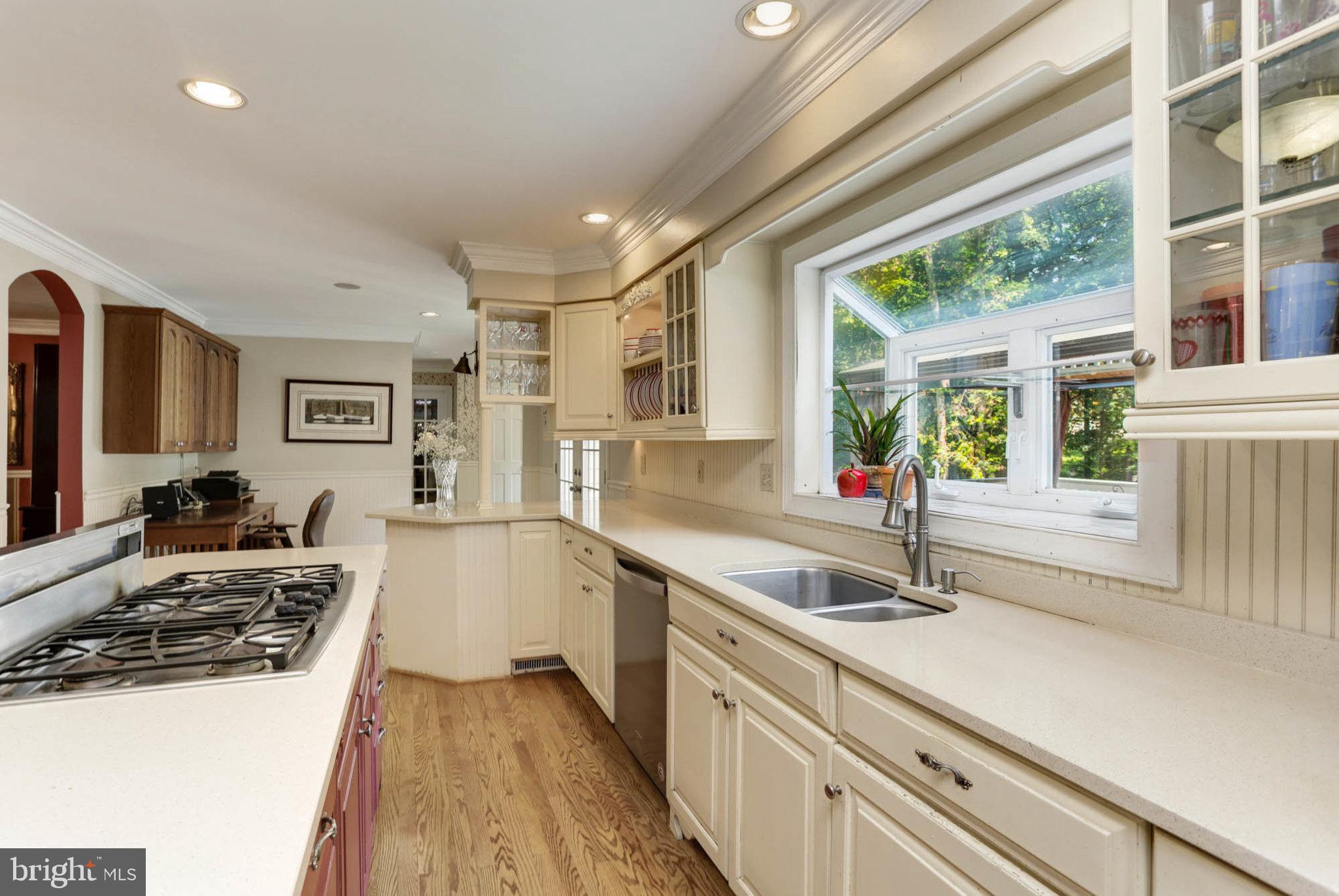 THE DOWNS - Residential