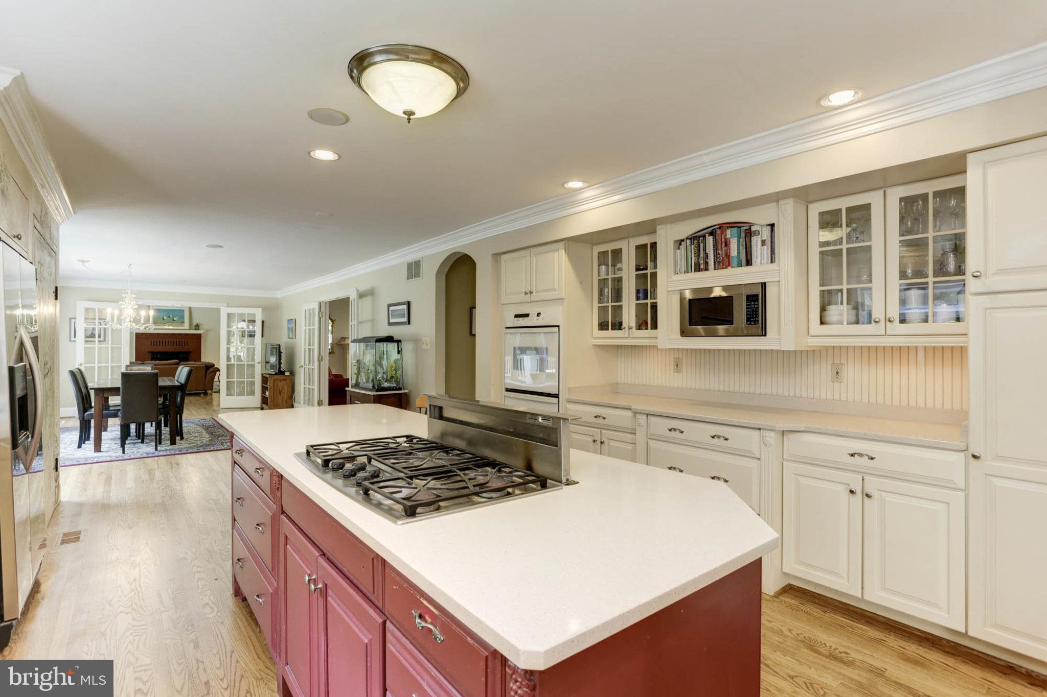 THE DOWNS - Residential