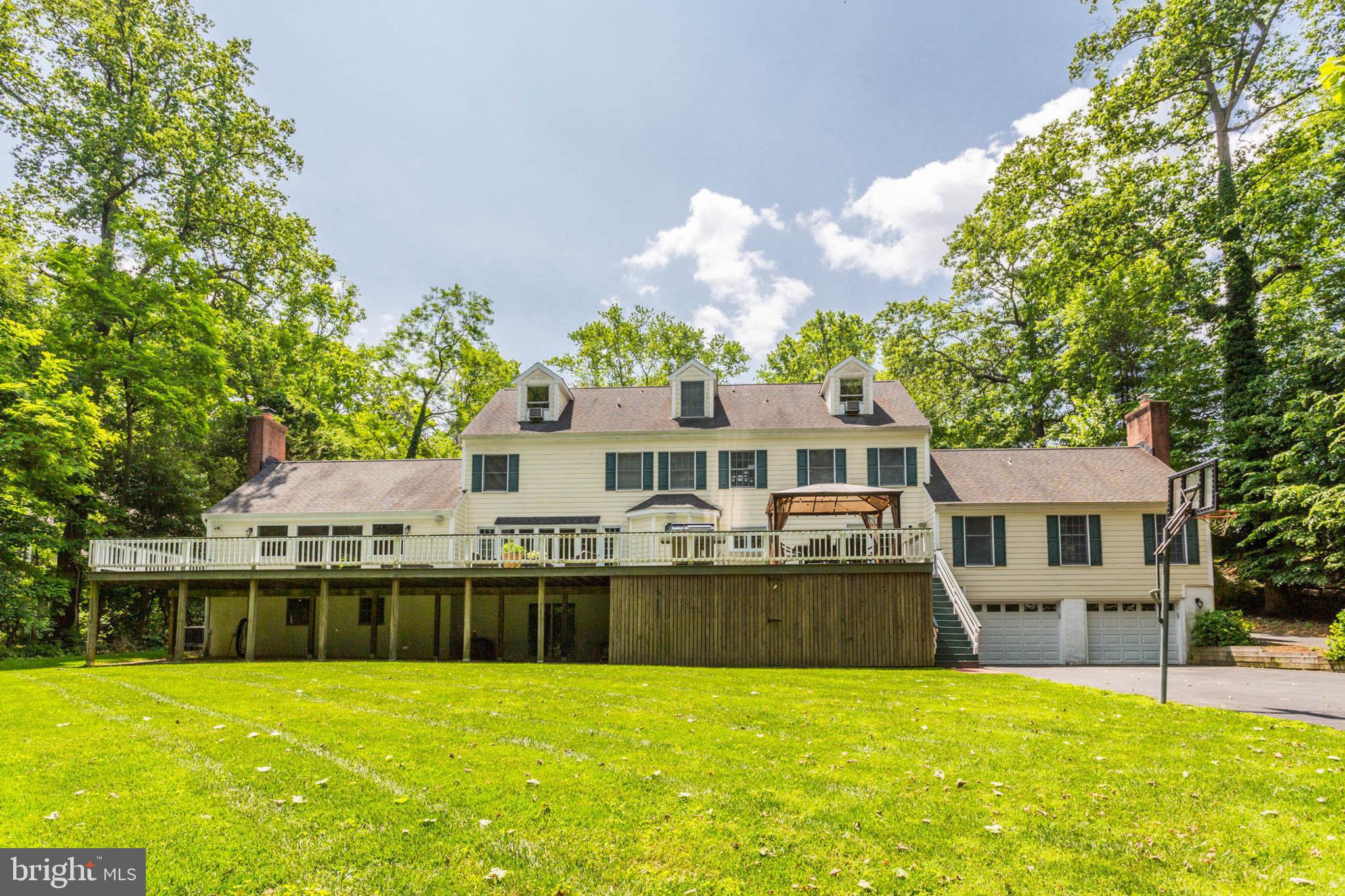 THE DOWNS - Residential