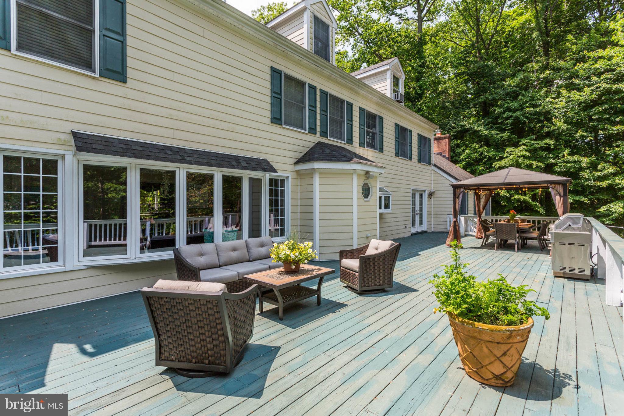 THE DOWNS - Residential