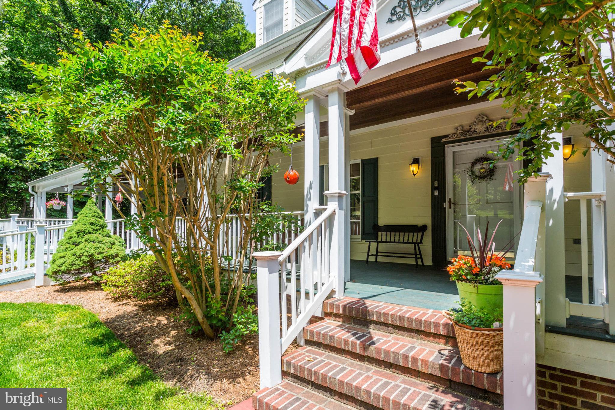 THE DOWNS - Residential