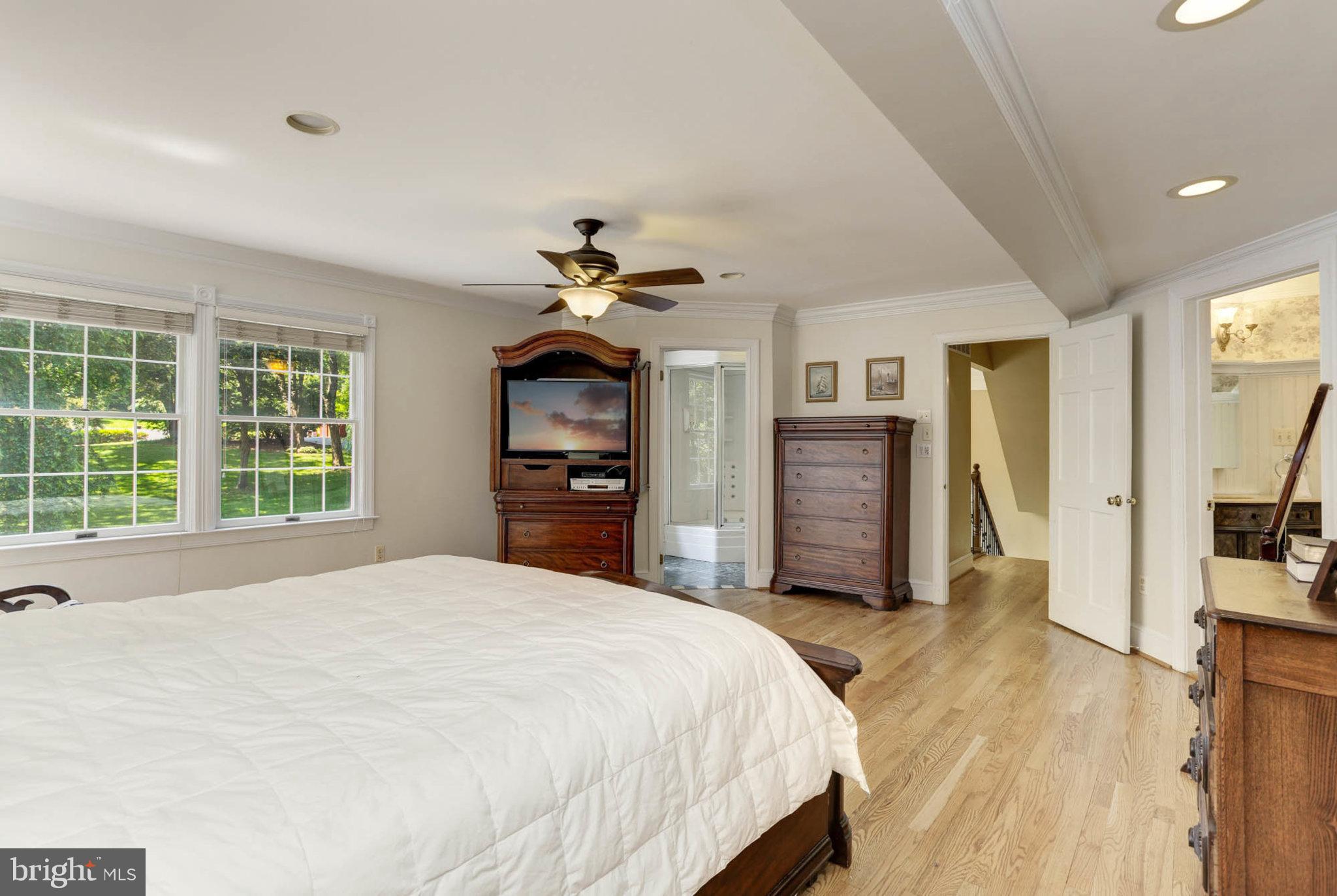 THE DOWNS - Residential