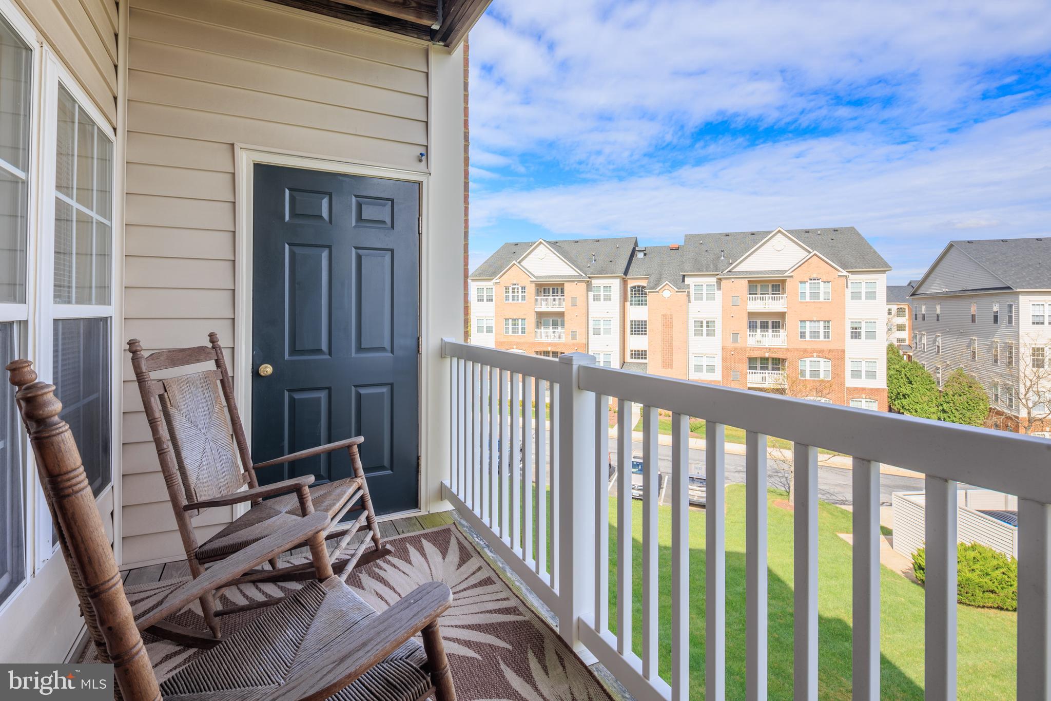 HEARTHSTONE AT VILLAGE CREST CONDOMINIUMS - Residential