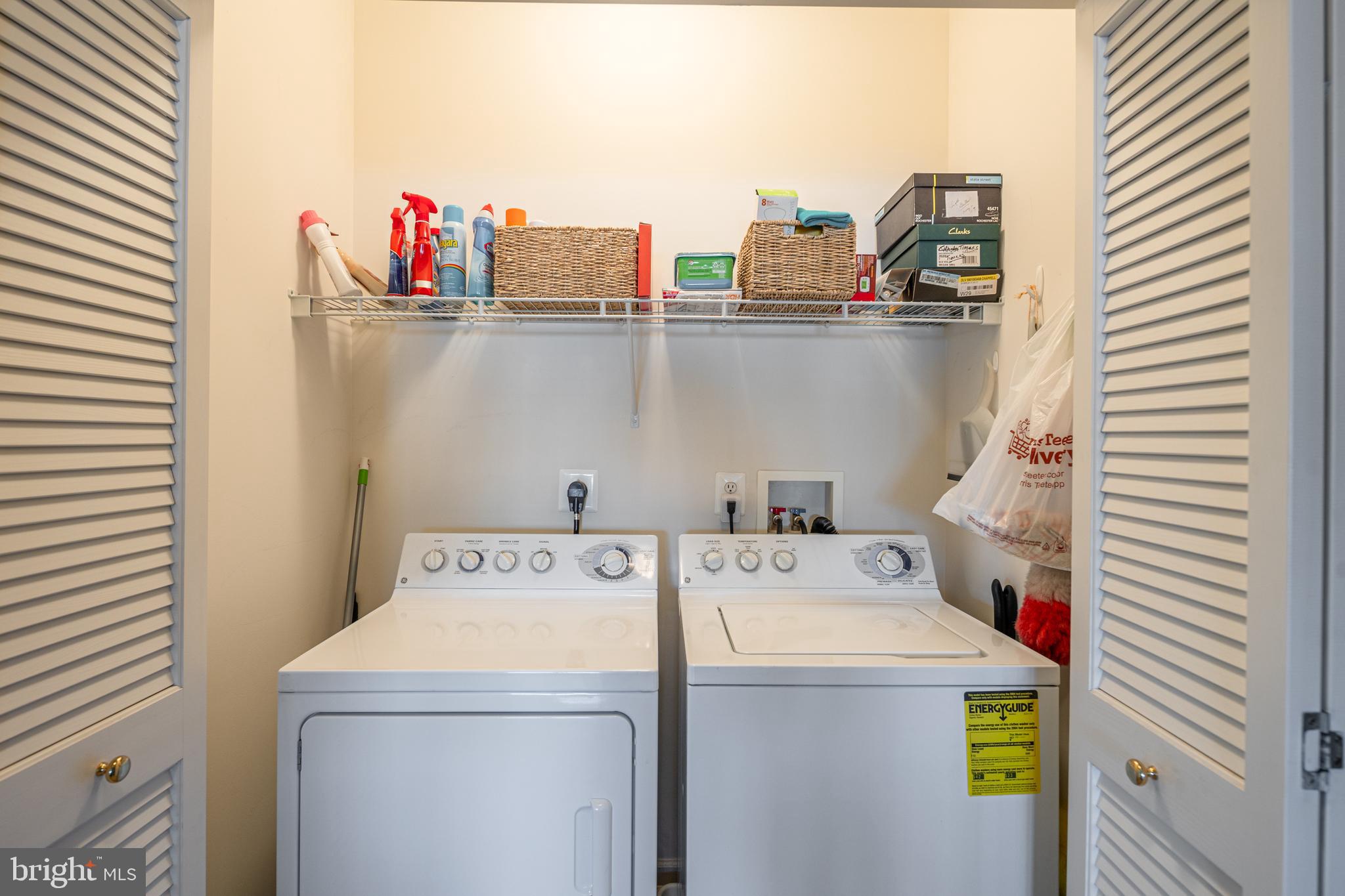 HEARTHSTONE AT VILLAGE CREST CONDOMINIUMS - Residential