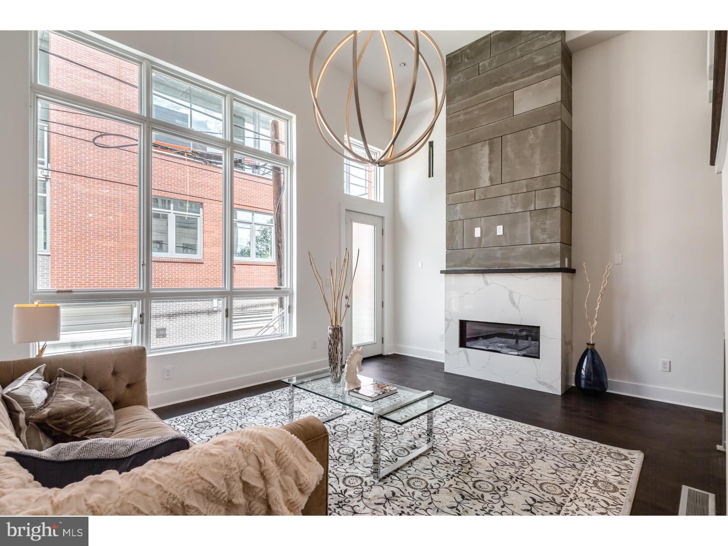 BELLA VISTA - Residential