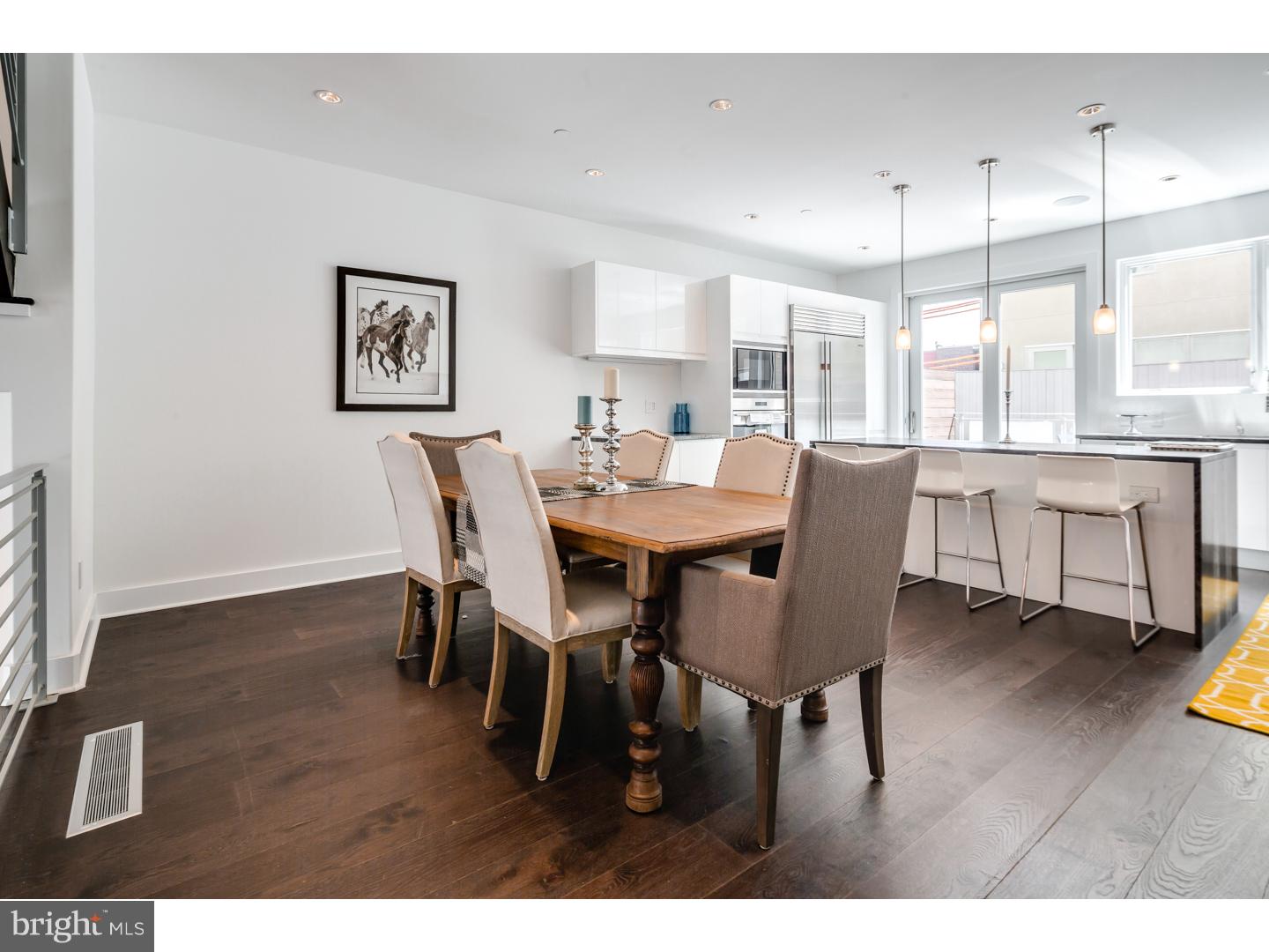 BELLA VISTA - Residential