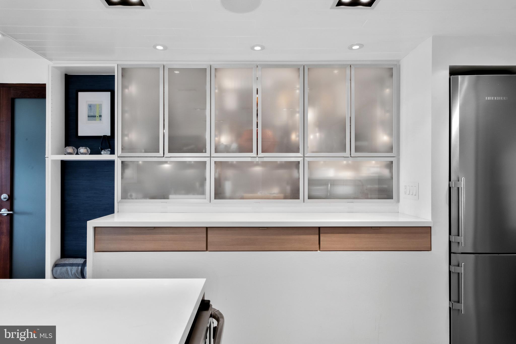 SOCIETY HILL - Residential