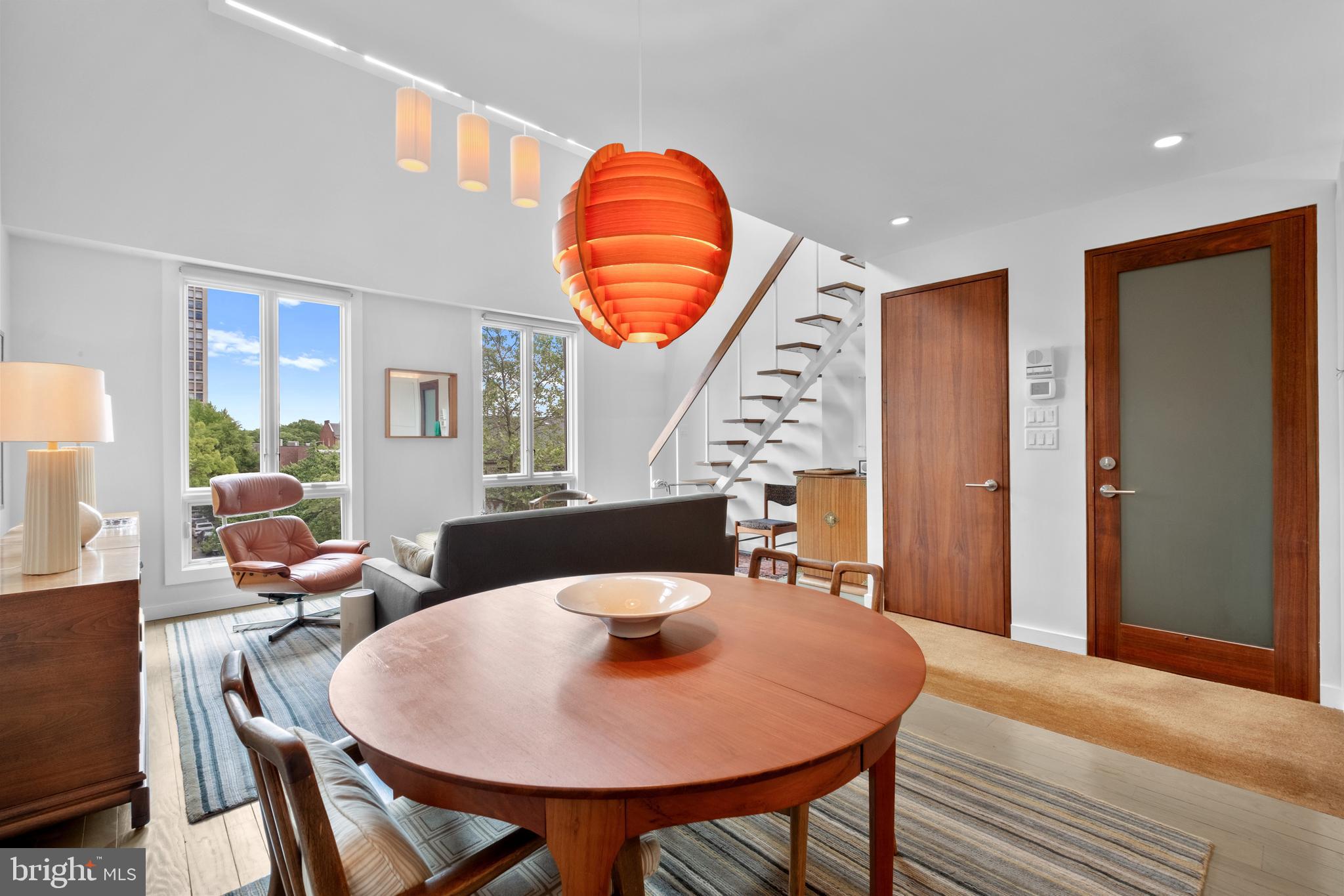 SOCIETY HILL - Residential