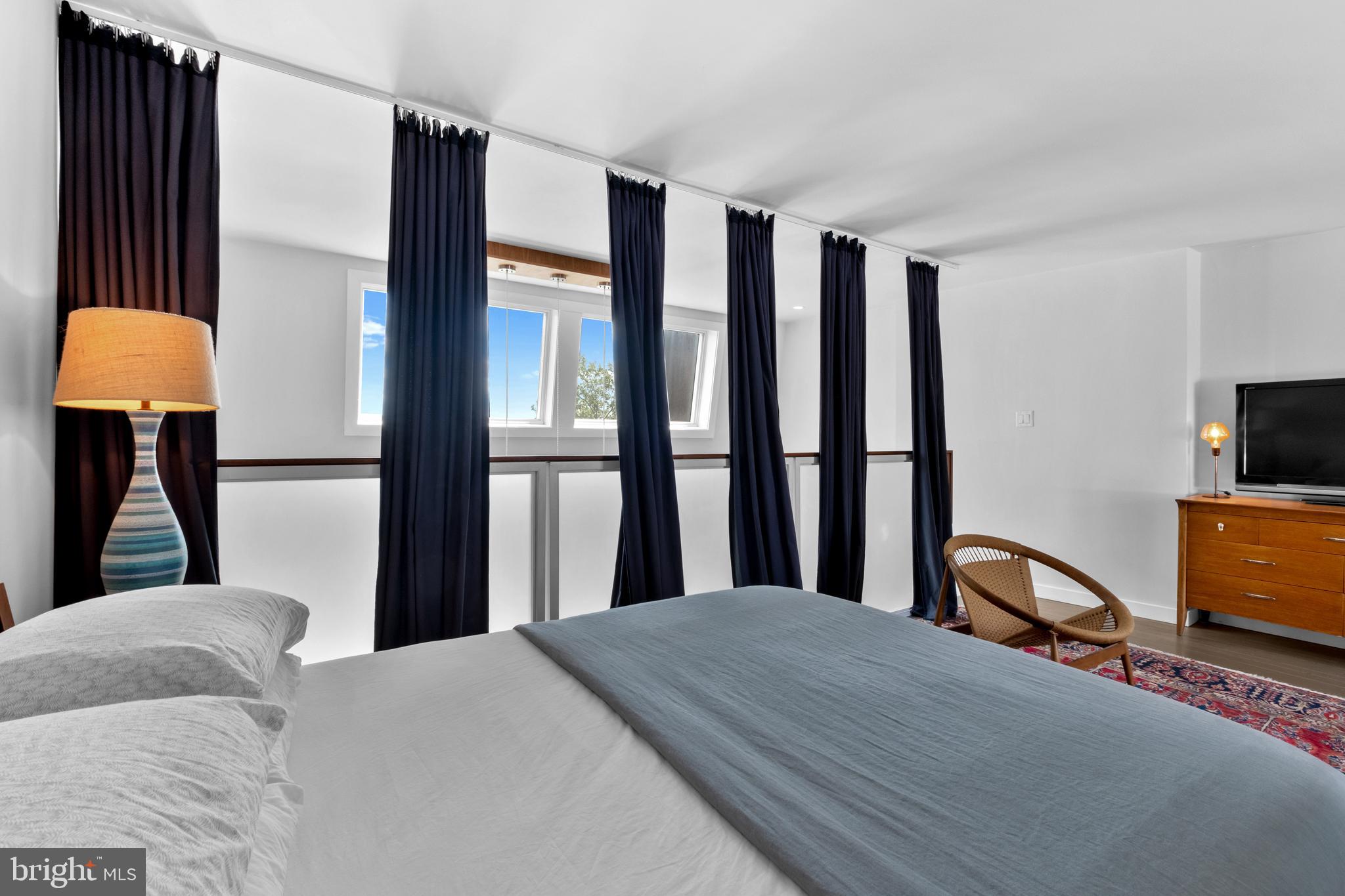 SOCIETY HILL - Residential