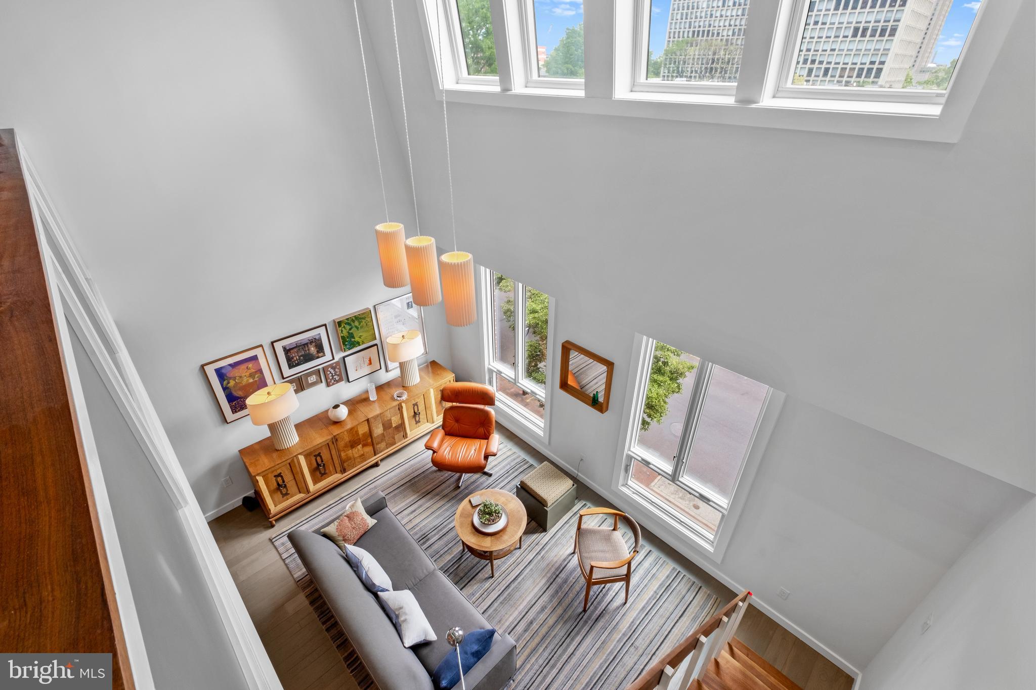 SOCIETY HILL - Residential