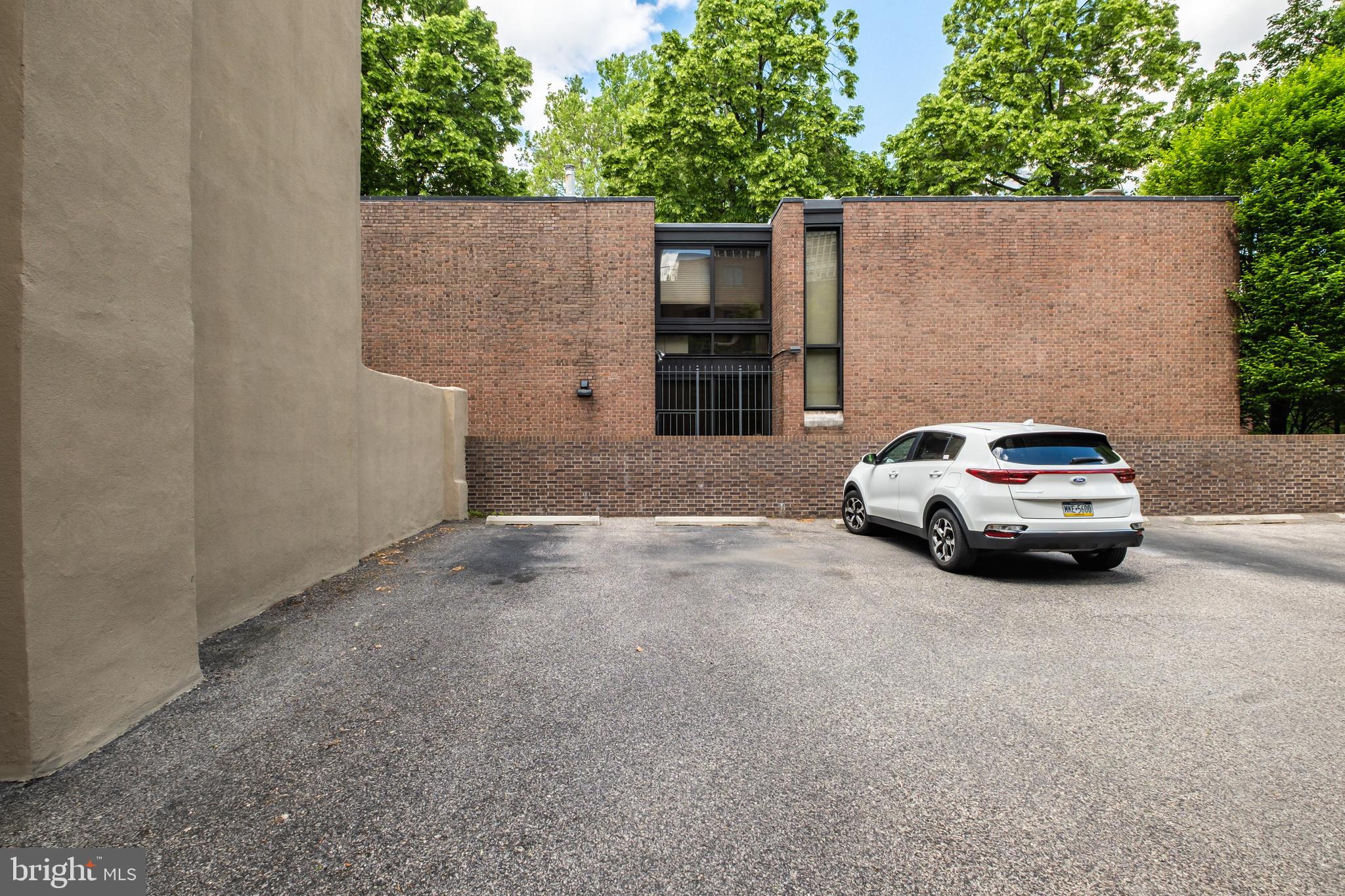 SOCIETY HILL - Residential