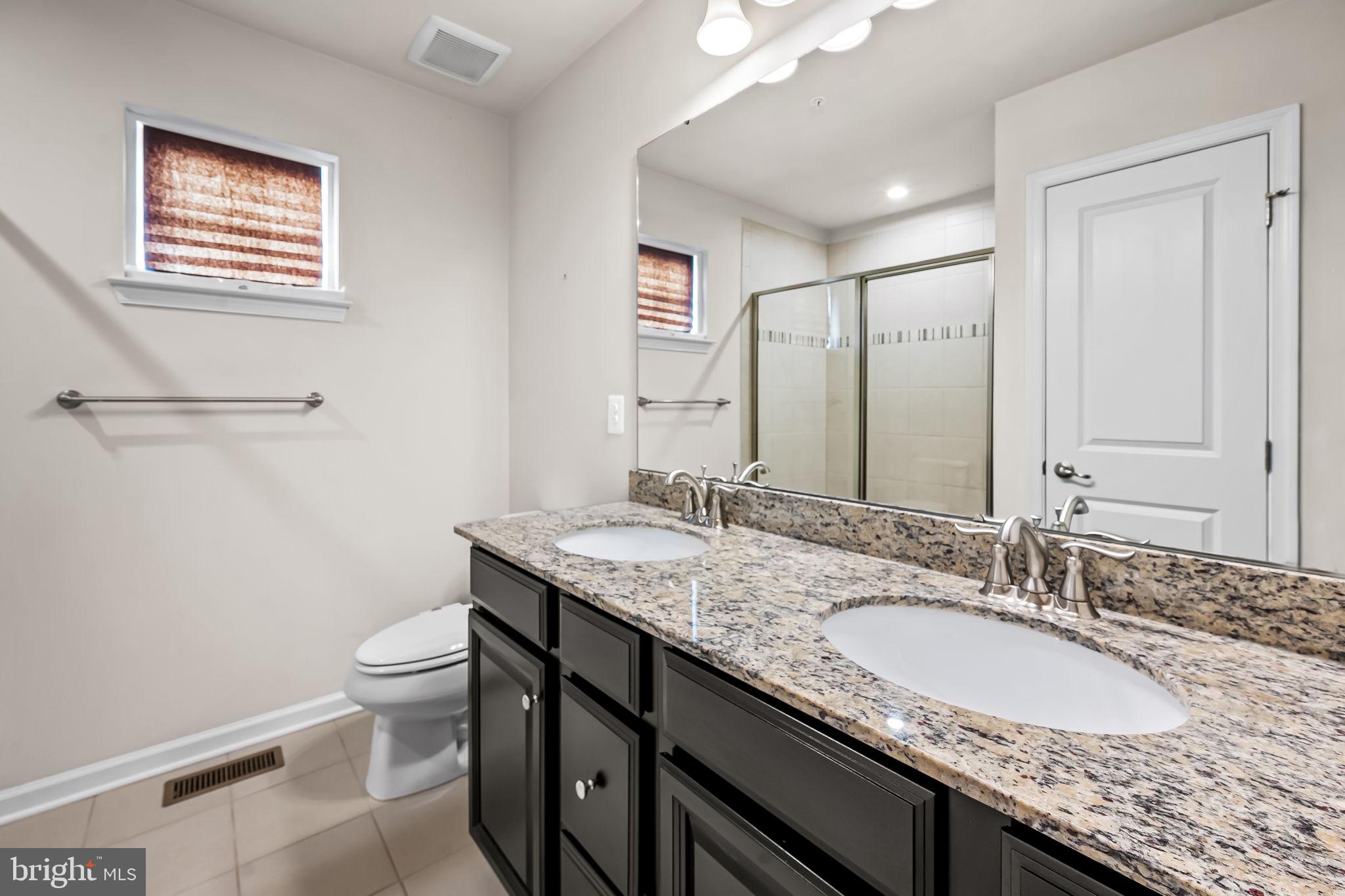 HAWKINS MANOR - Residential