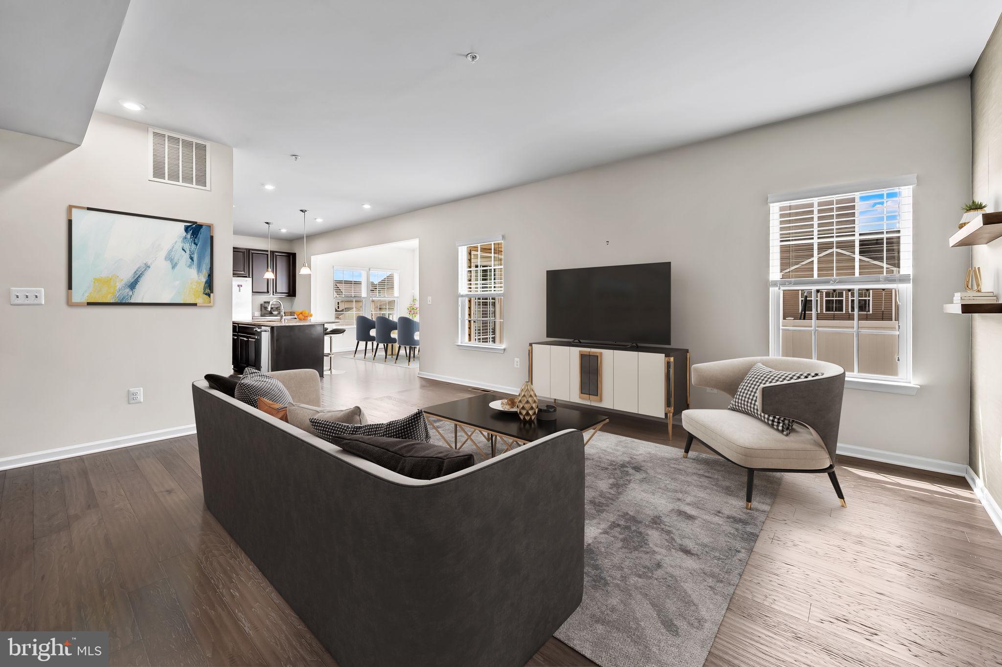 HAWKINS MANOR - Residential