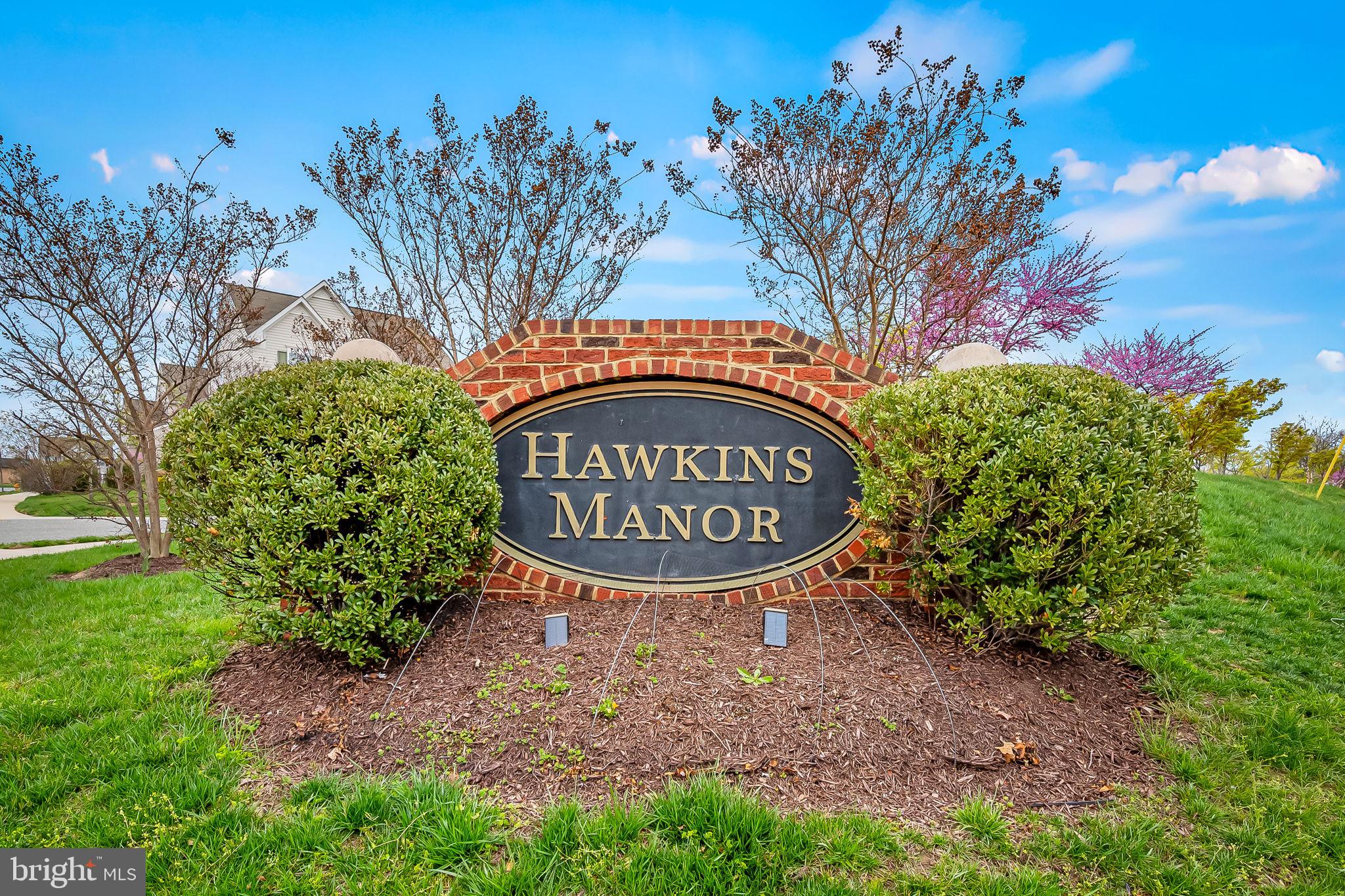 HAWKINS MANOR - Residential