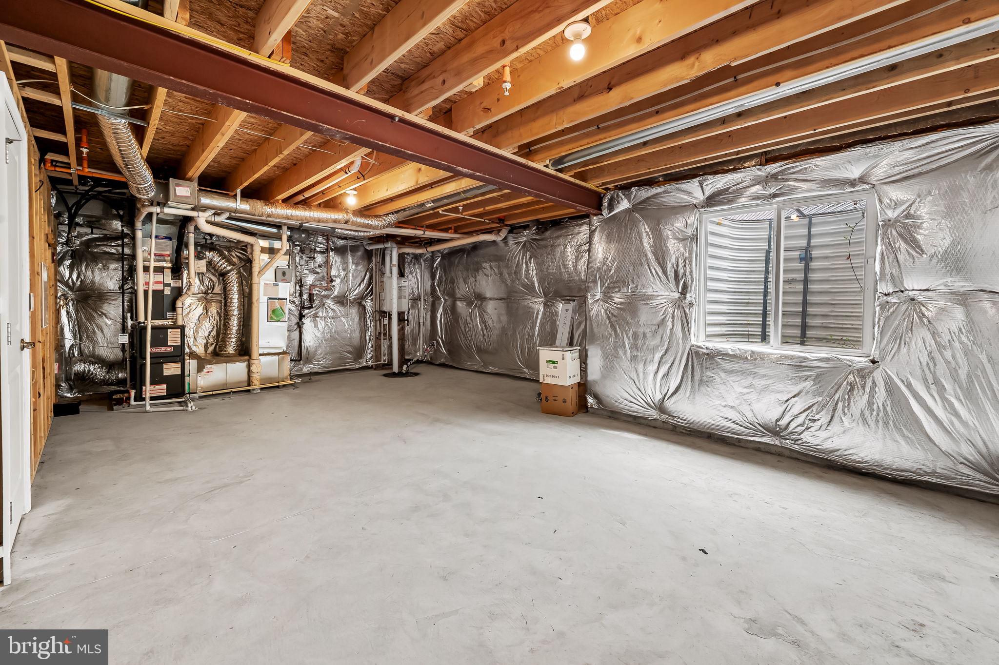 HAWKINS MANOR - Residential