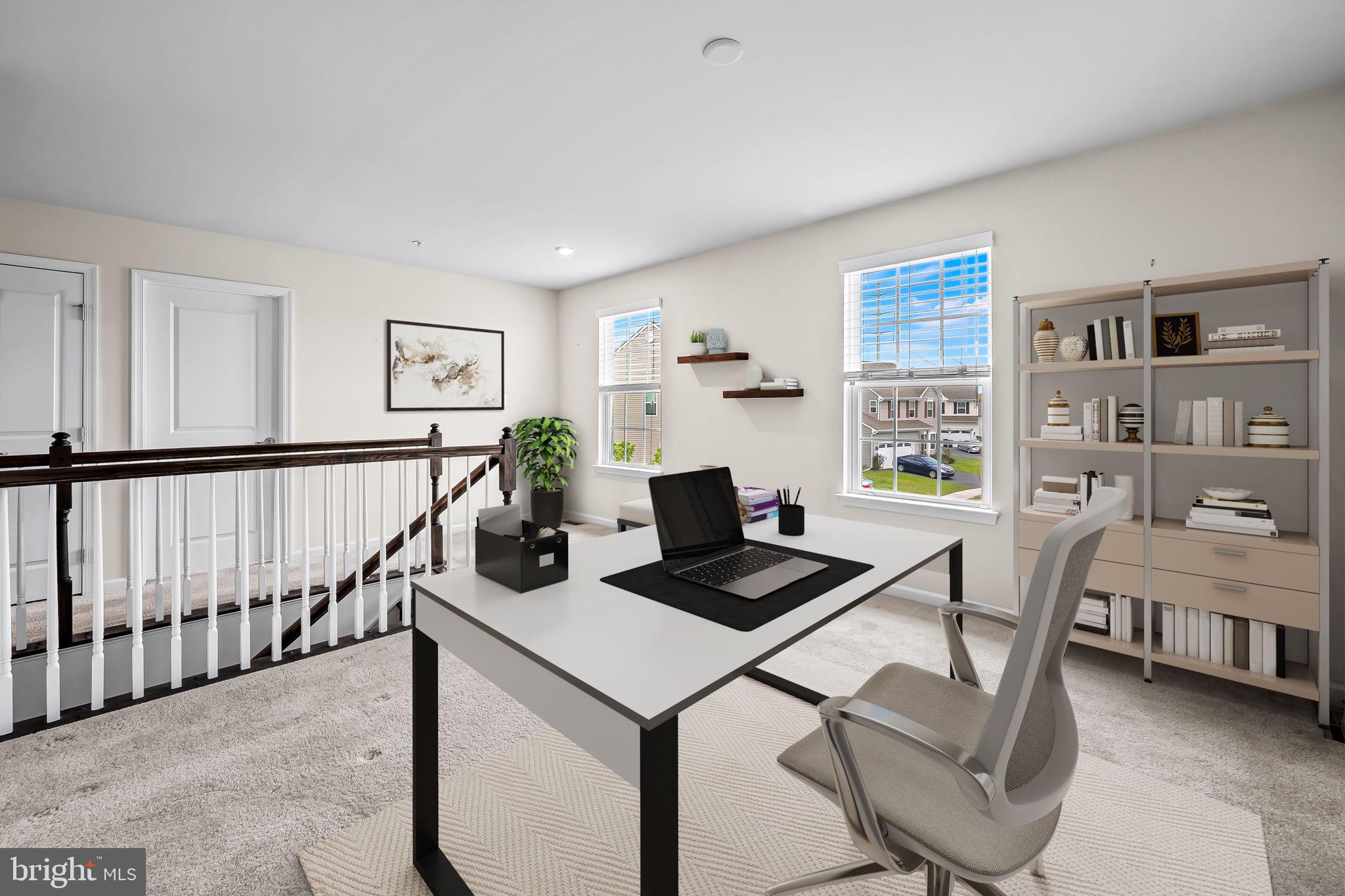 HAWKINS MANOR - Residential