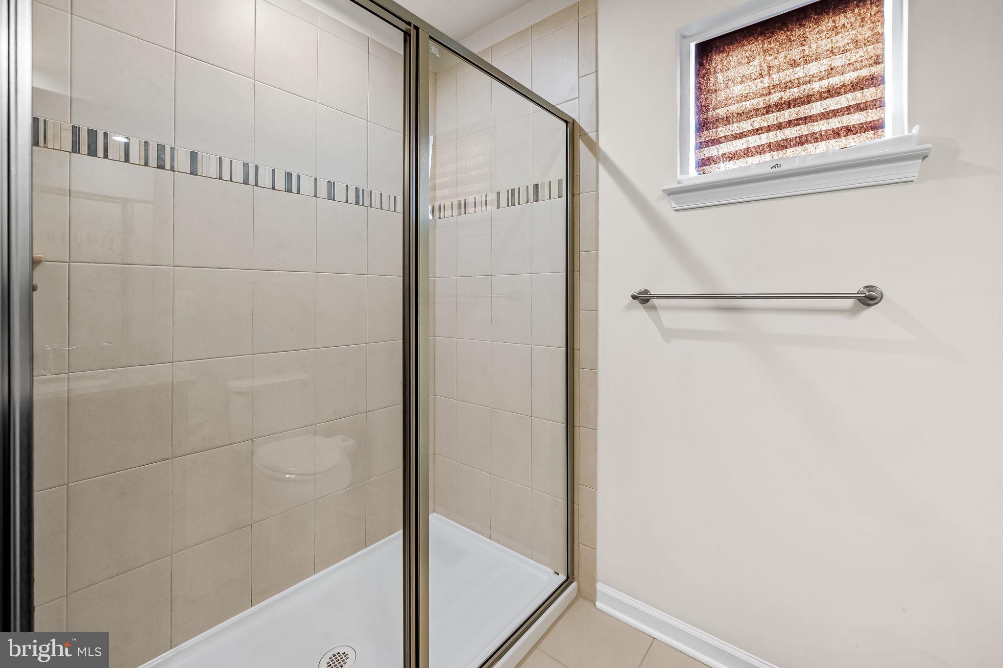 HAWKINS MANOR - Residential