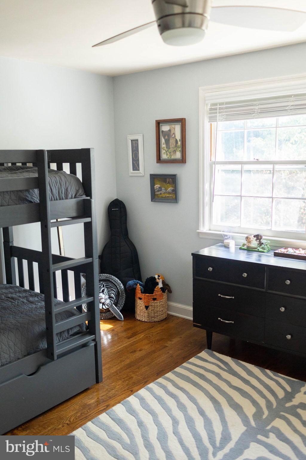 SPRING VALLEY - Residential