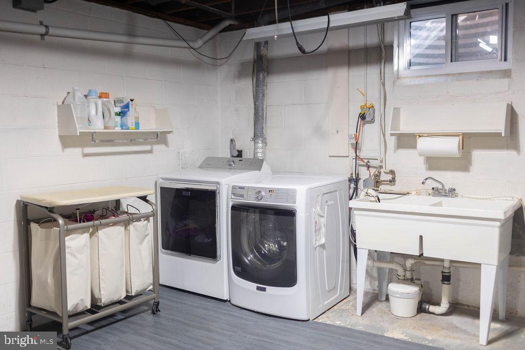 SPRING VALLEY - Residential