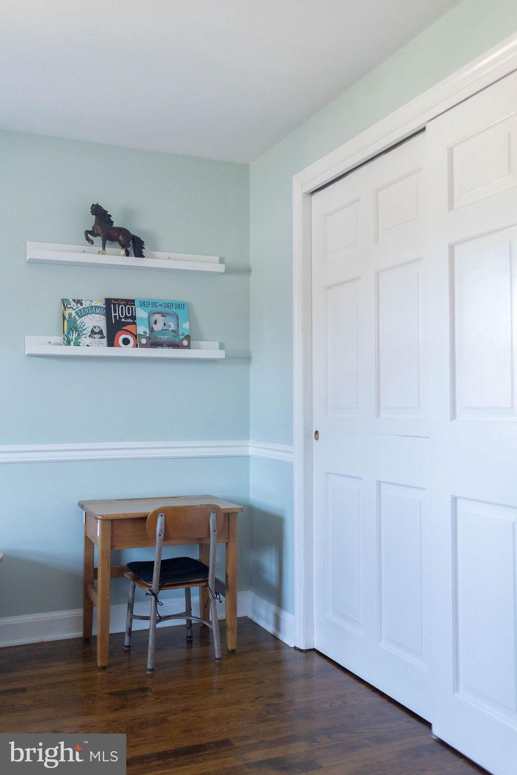 SPRING VALLEY - Residential