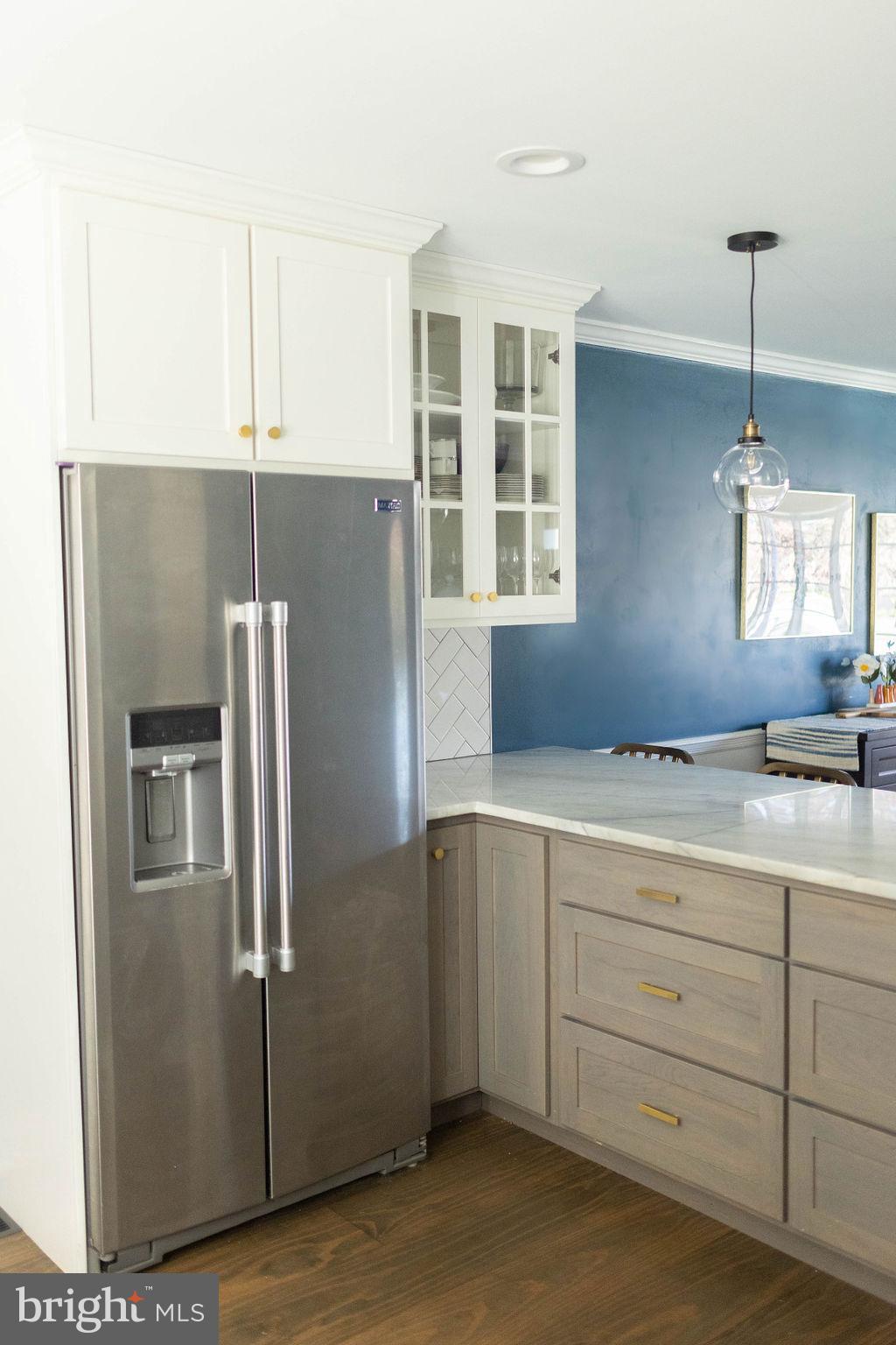 SPRING VALLEY - Residential