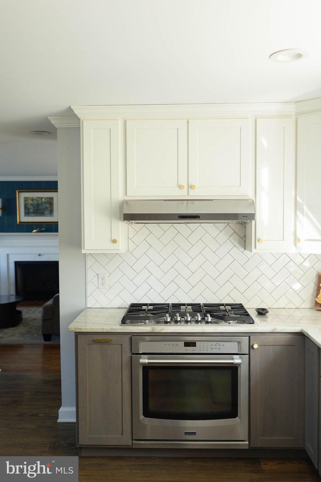 SPRING VALLEY - Residential