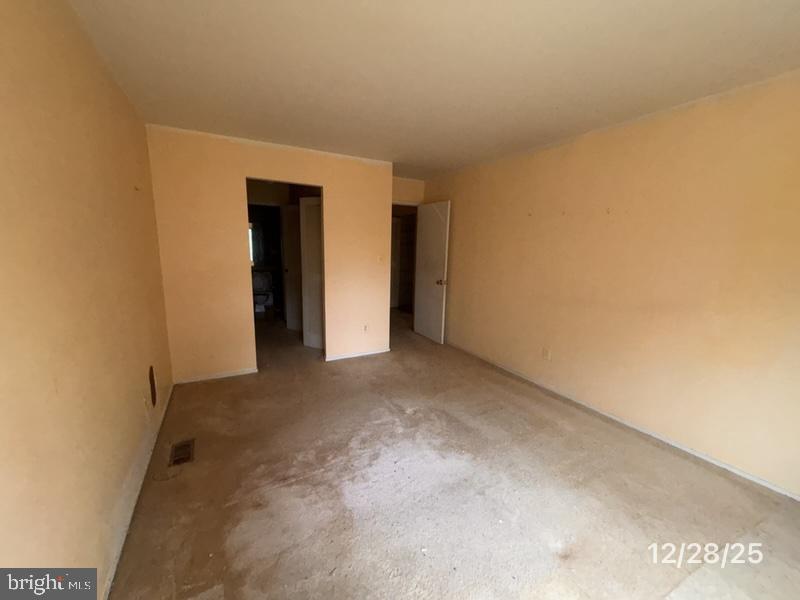 ESSEX PLACE - Residential