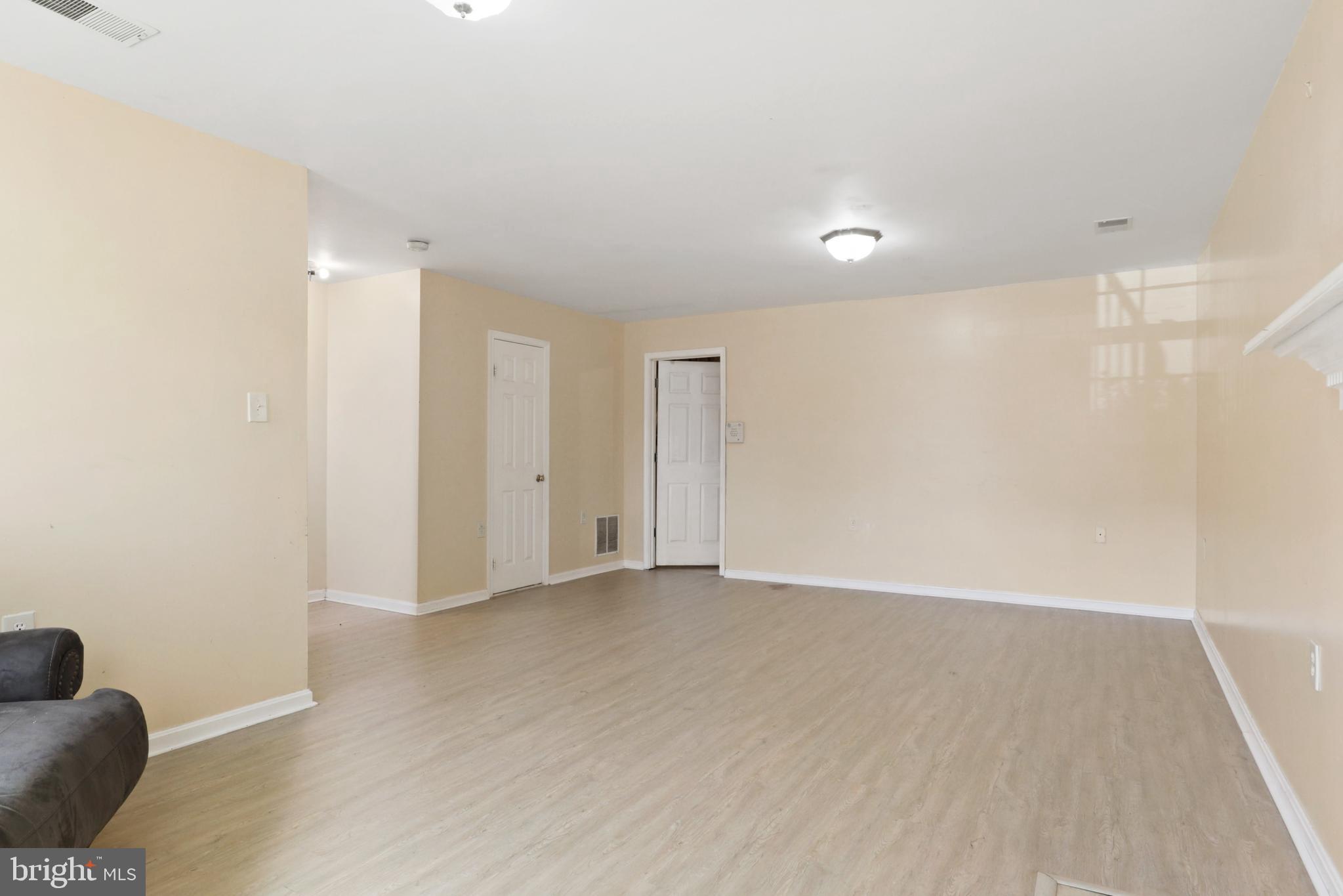 WESTRIDGE - Residential Lease