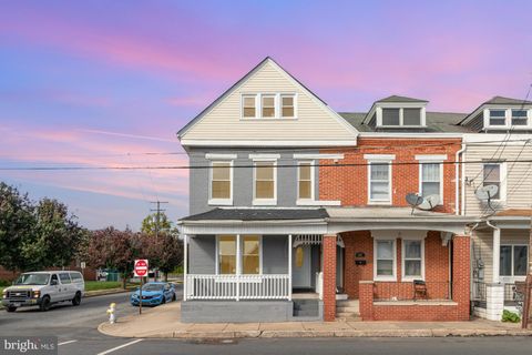 1229 LEHMAN STREET LEBANON PA 17046