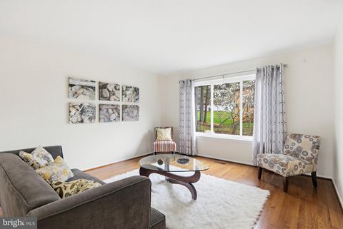 Tiny photo for 10 Spruce Court, OWINGS MILLS, MD 21117 (MLS # MDBC2157652)